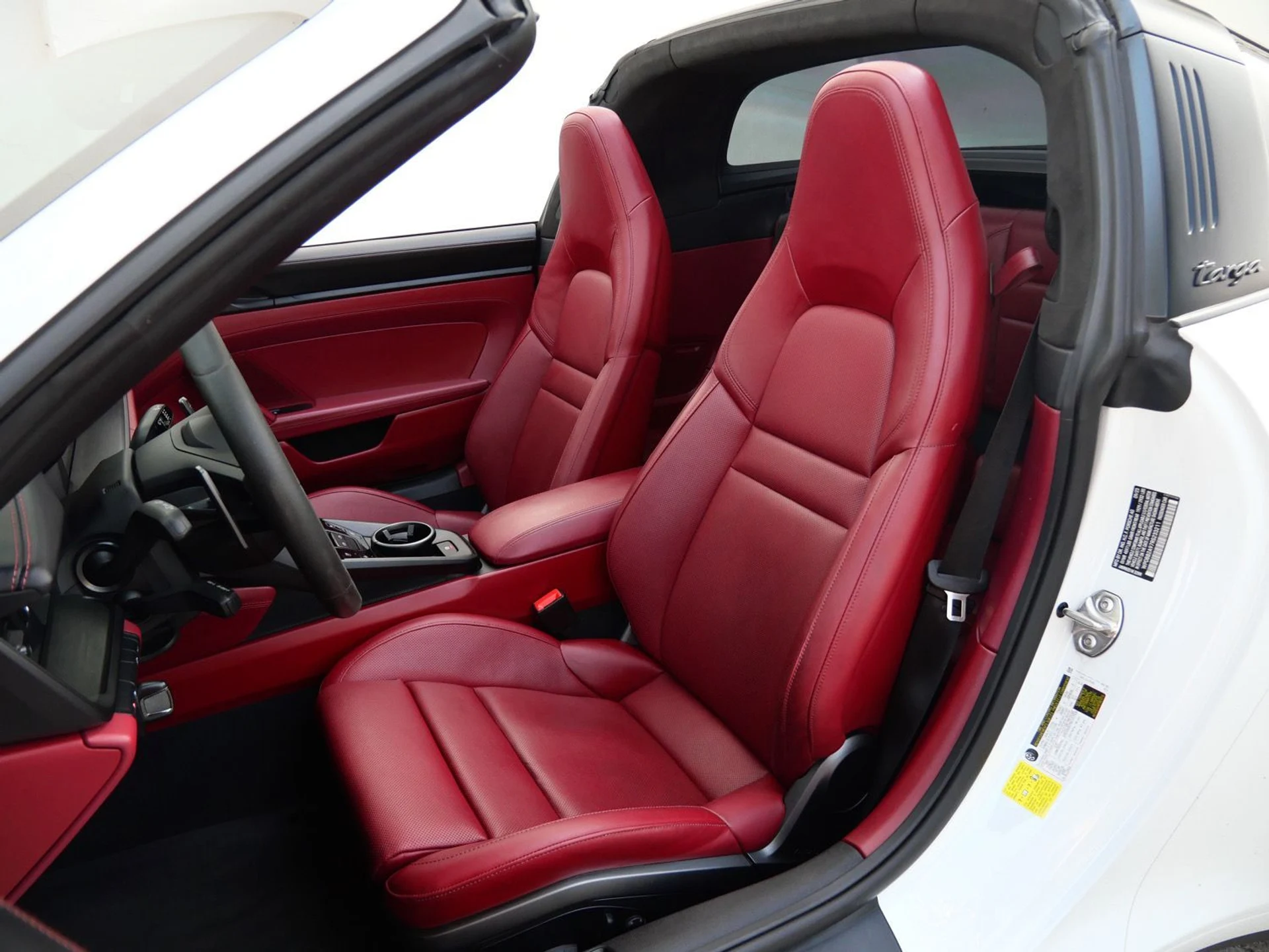 mph018_571428148_64784d2706cefc3156f24a57e11347cbx_2e0a117ec6