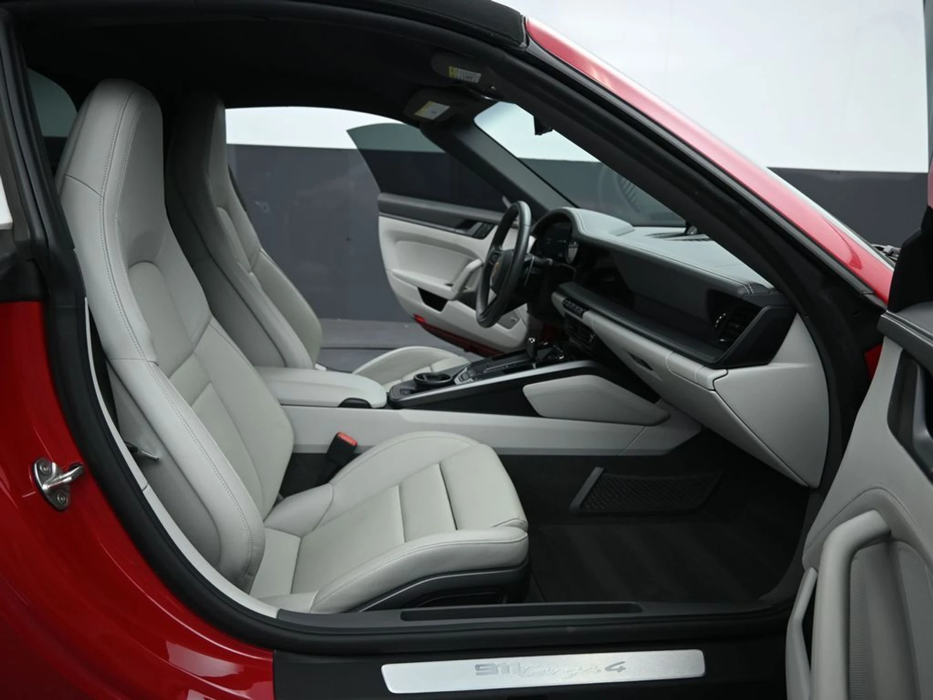 mph018_572071429_8ed8badd2e18d3a9abb1f8f991102f65x_18d1b00468