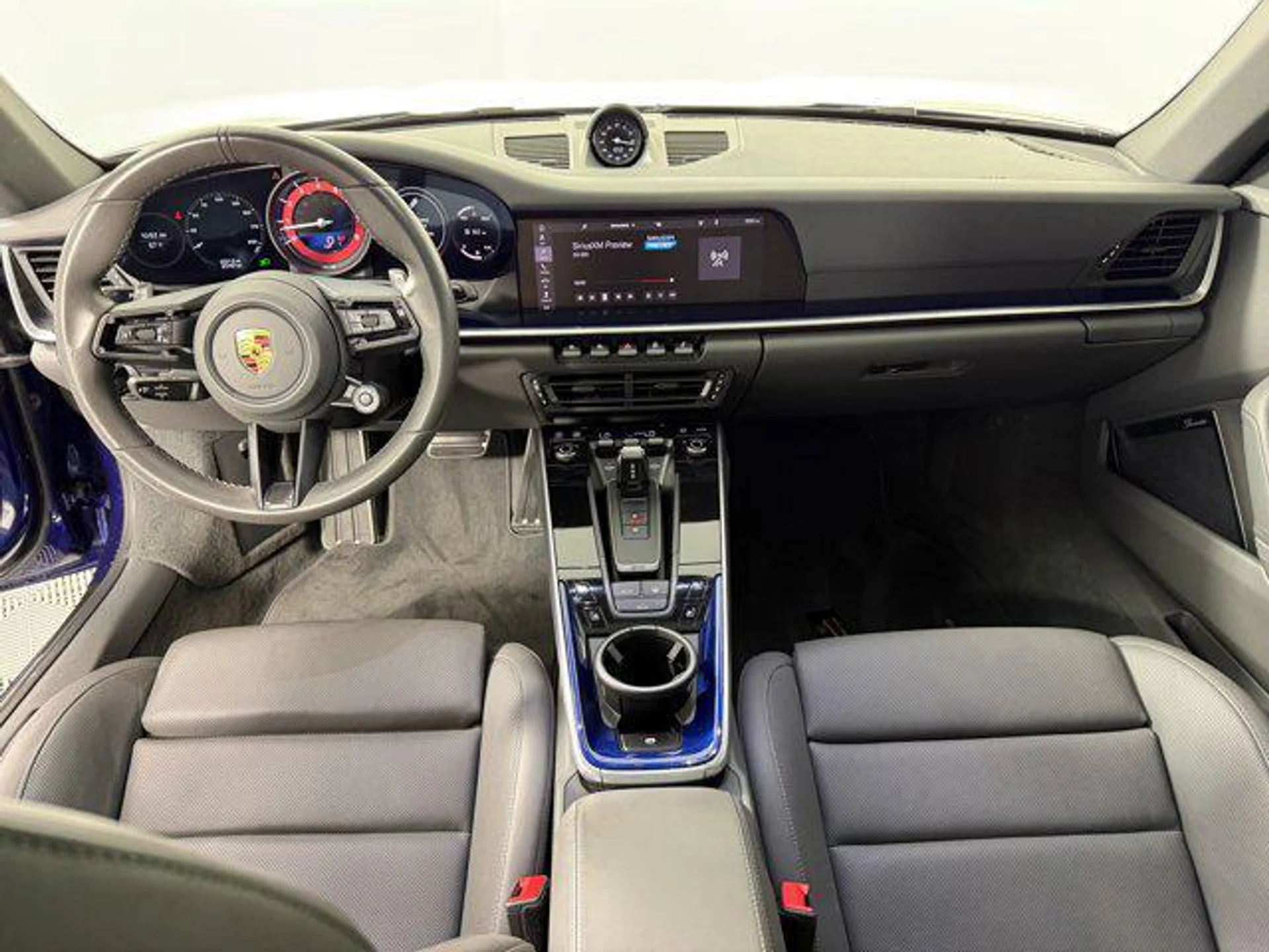 mph018_573045863_Xkdq_Cg_YZ_Mr_Lw_Ey_Yx_BAY_Fcxz_E_Ug_79090009ee