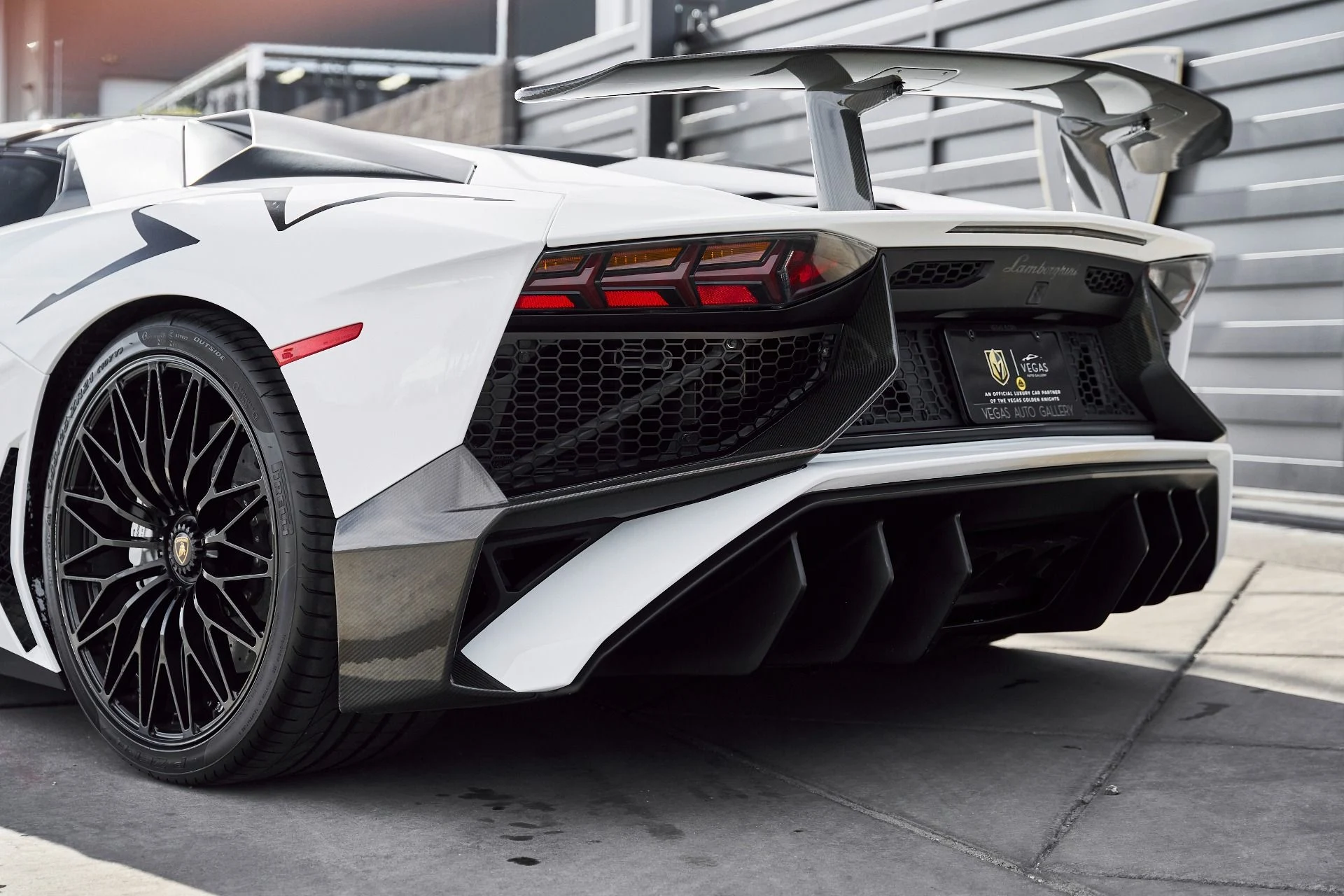 mph018_581594027_Used_2017_Lamborghini_Aventador_LP_750_4_Super_Veloce_1768358659_3288a47c39