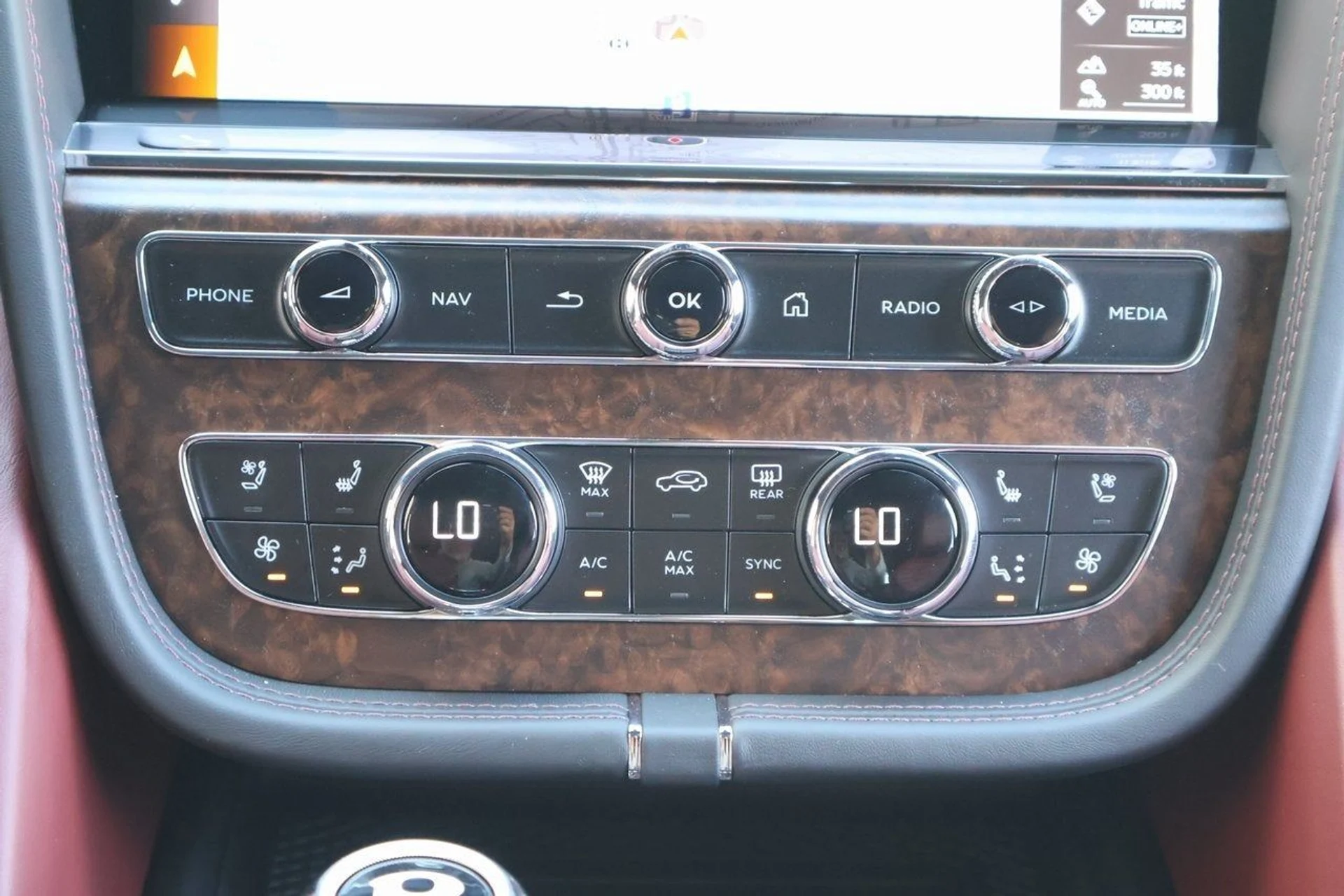 mph018_584718388_19_2a783617ab