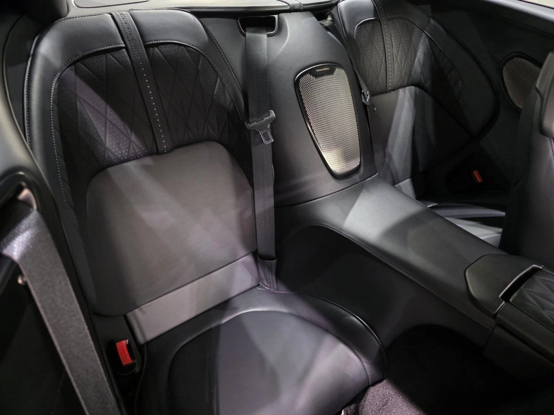 mph018_589773162_c5b1c254eff8d207f18cbda0cef1a785_429a698a37