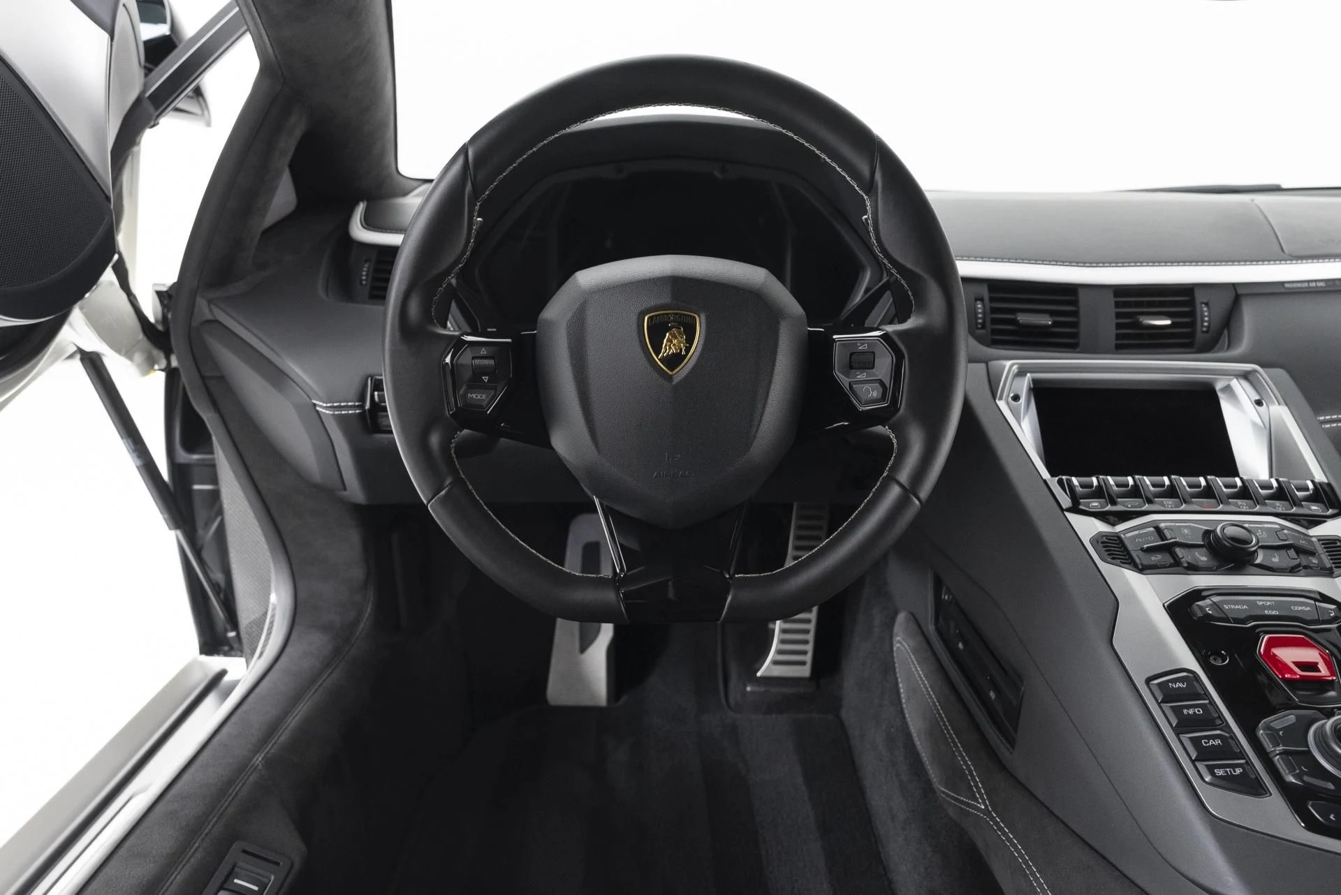 mph018_592442132_Used_2018_Lamborghini_Aventador_LP_740_4_S_1752175732_09c85a5bbc