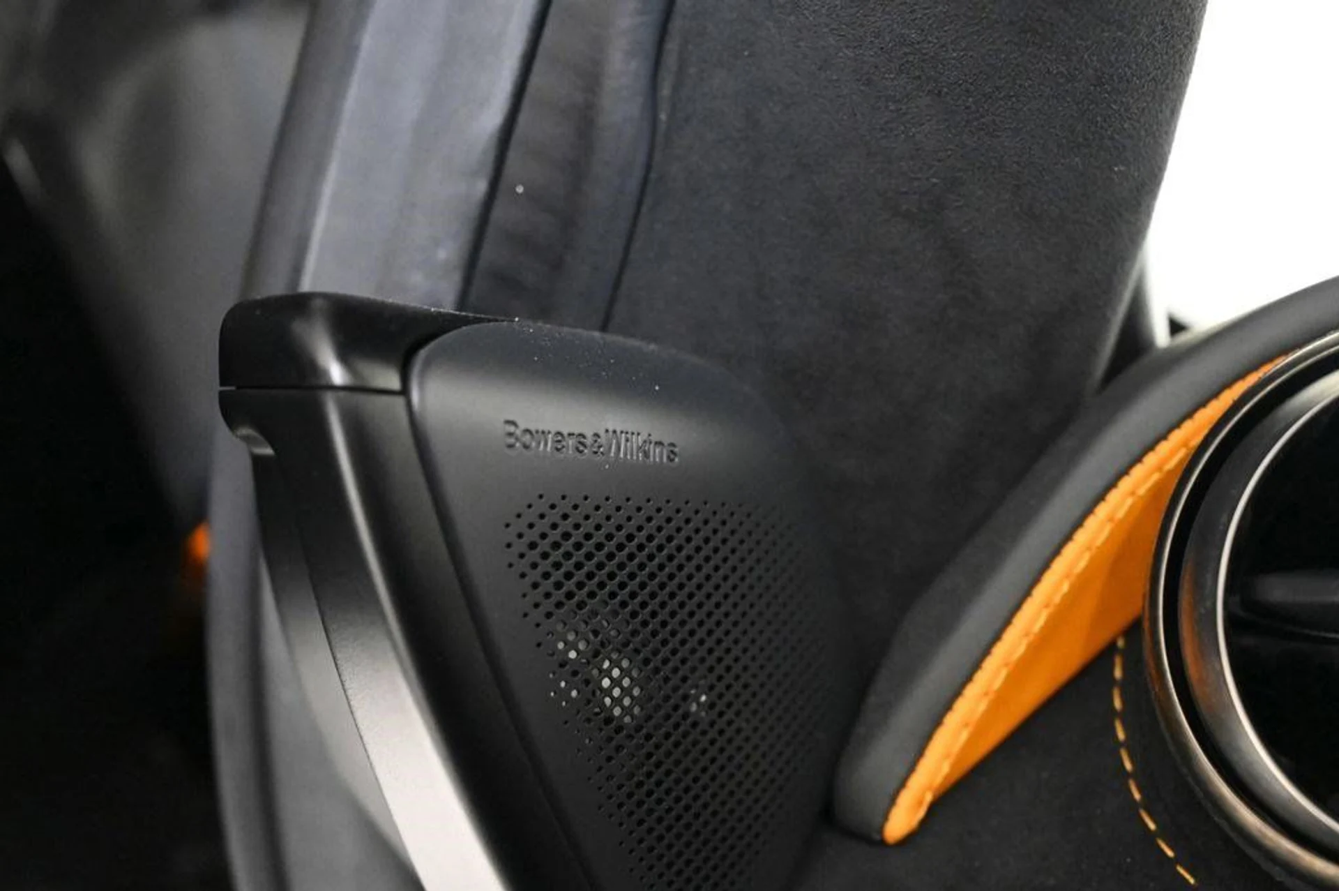 mph018_598141513_used_2021_mclaren_720s_11350_22948365_18_1024_7a2032e025