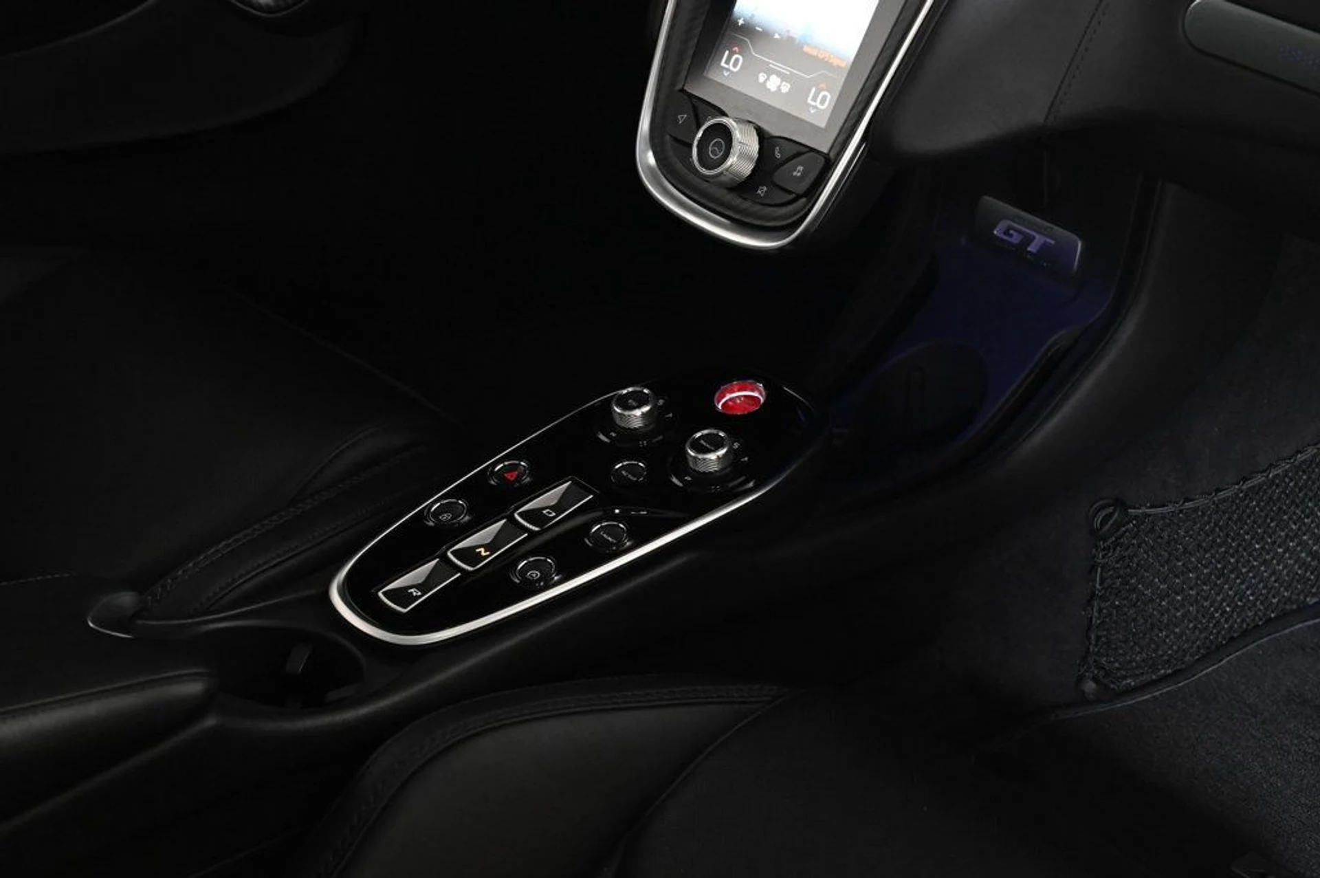 mph018_600274400_used_2023_mclaren_gt_base_11350_22957320_18_1024_153106f140