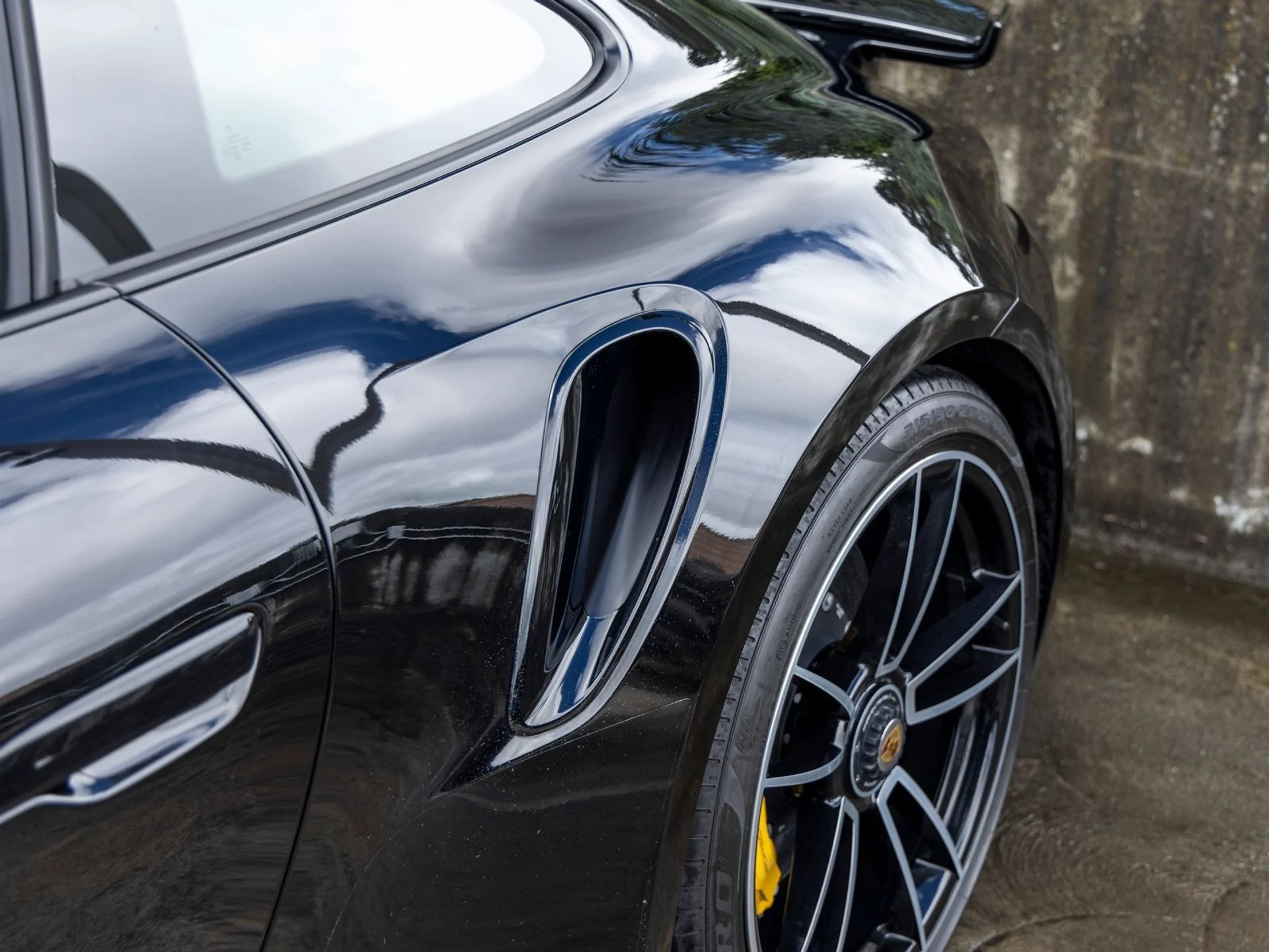 mph018_600680570_19_8c473353a8