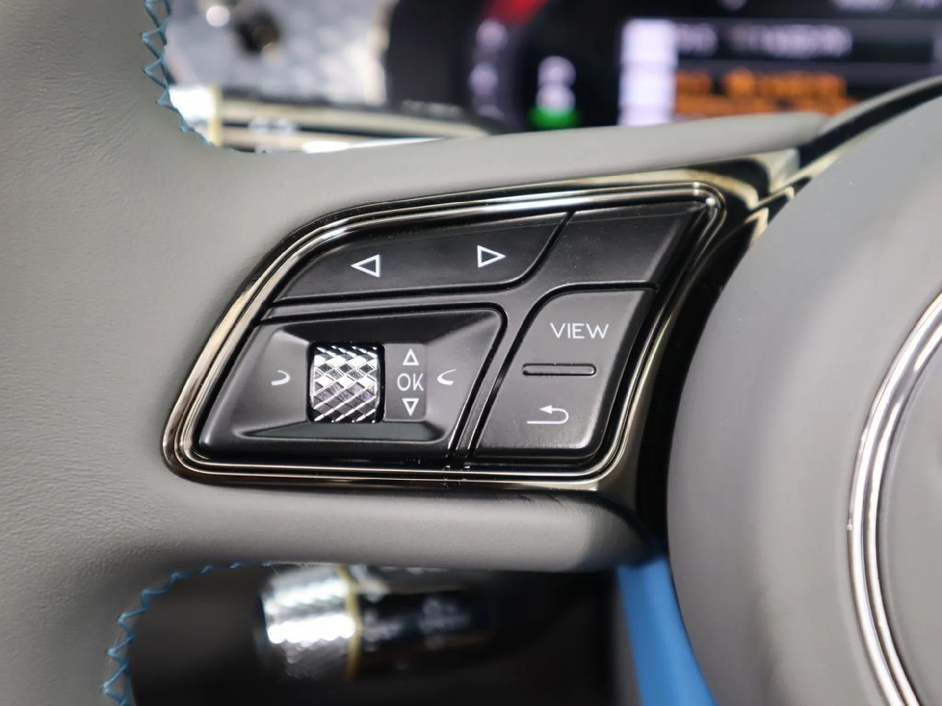 mph018_610213900_used_2025_bentley_continental_gtspeedconvertible_8119_22941730_19_1024_1e034fc99f