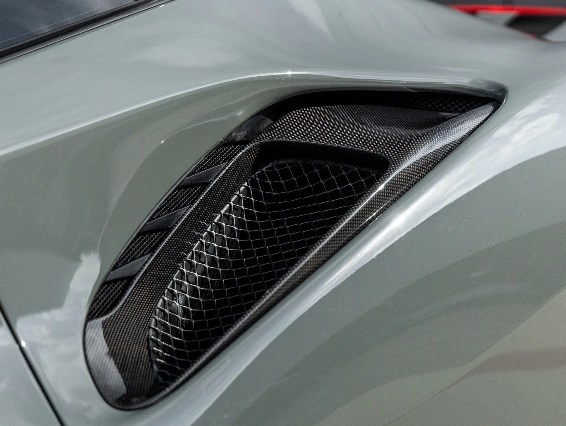 mph018_614888648_19_a6f2e34289