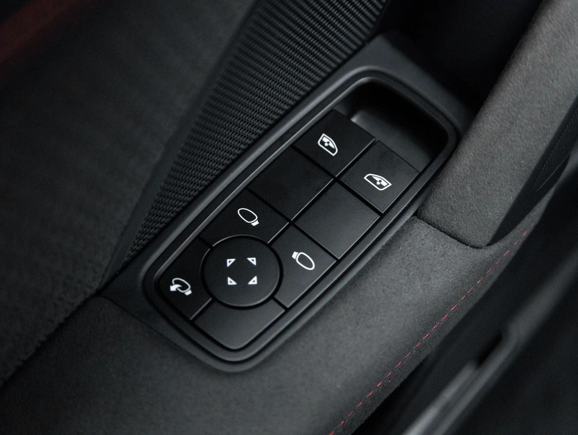 mph018_616275028_19_7b23def910