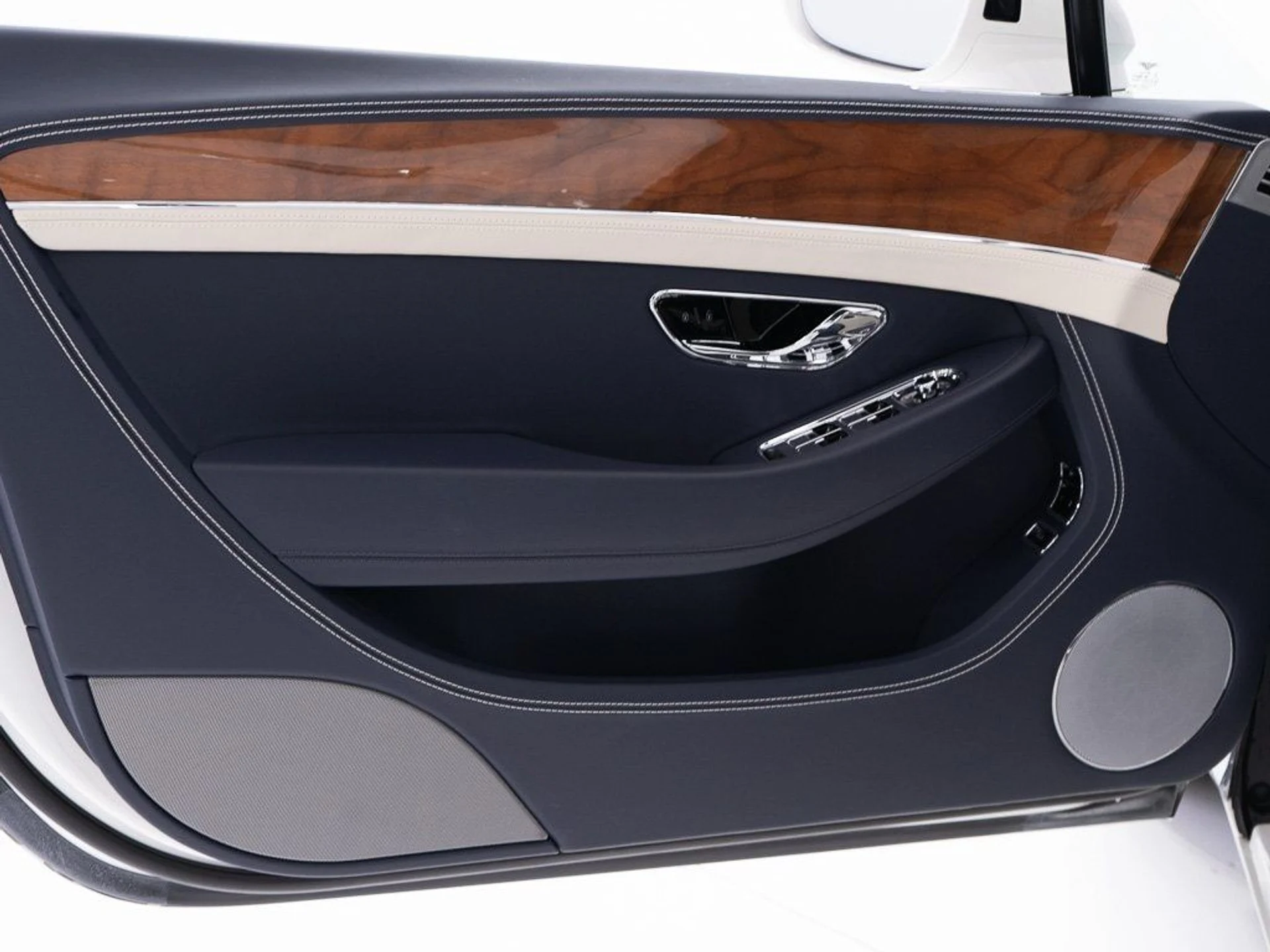 mph018_617323063_e0302d79645d12c85531680808dbd59c_daa5690555