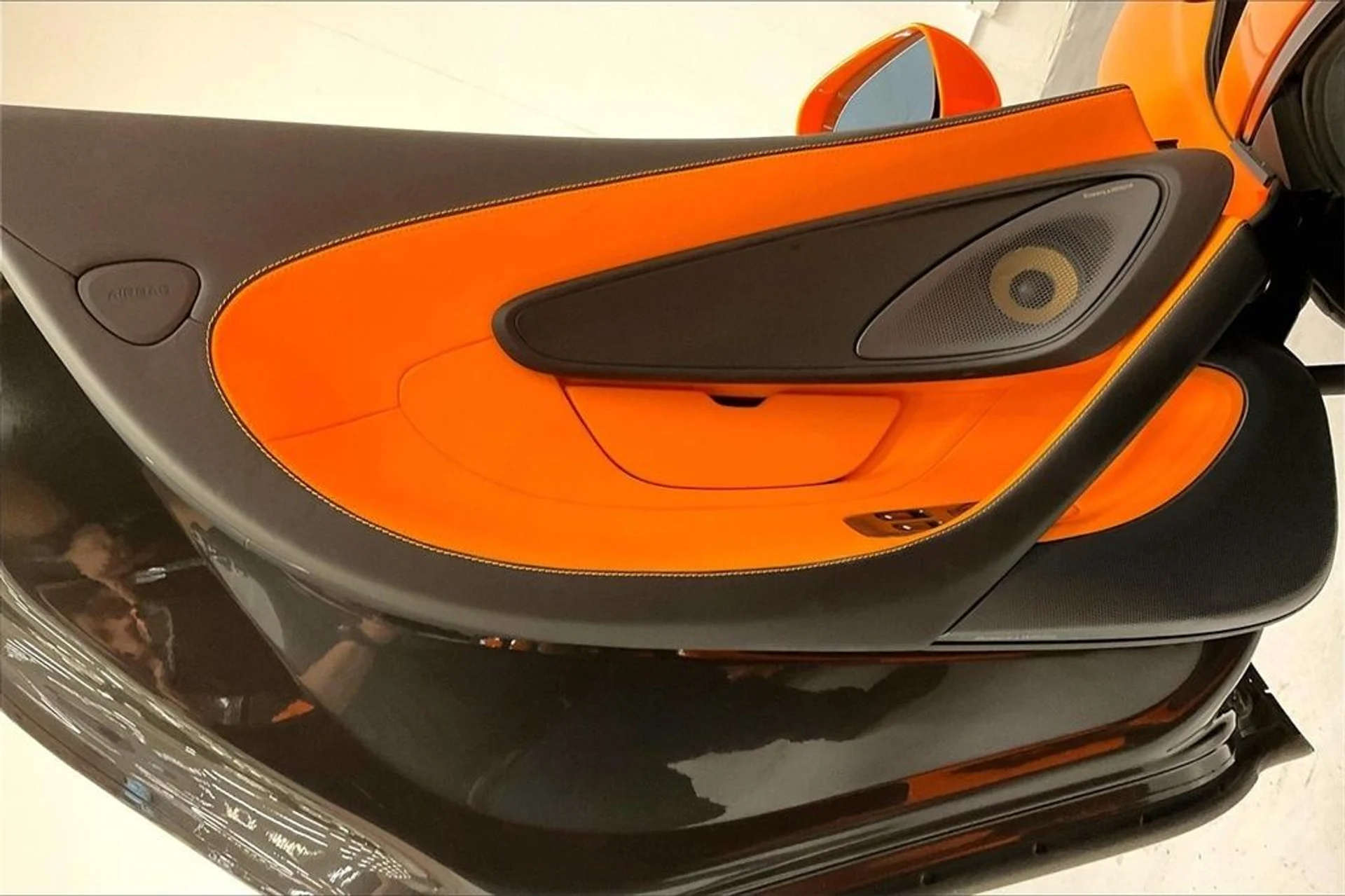 mph018_61945566_1ef607e7a0a124e779735bcac9edcba8x_7a9856b6fc