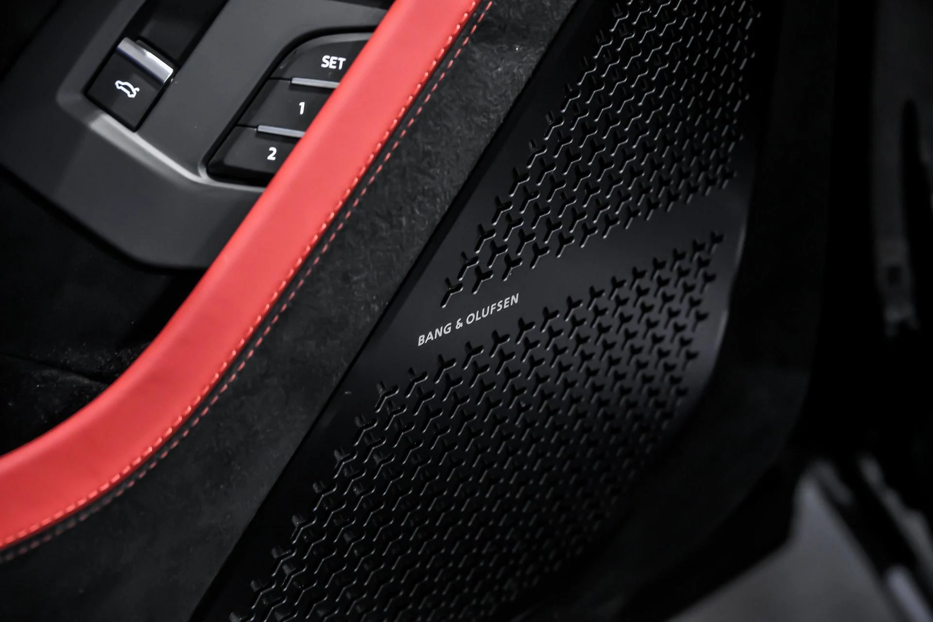 mph018_630208101_Used_2023_Lamborghini_Urus_Performante_1765794840_7baa299f74