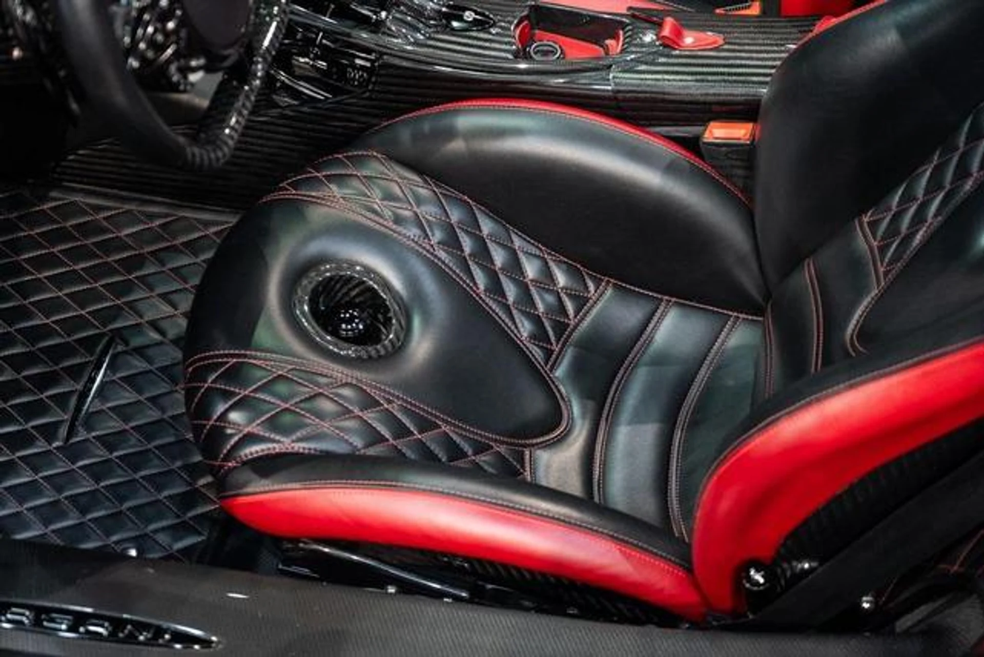 mph018_632542048_Karc2_FFI_5_P3_Uah_VW_Rlzy_D_Hs7_Tp4_93dc02d383