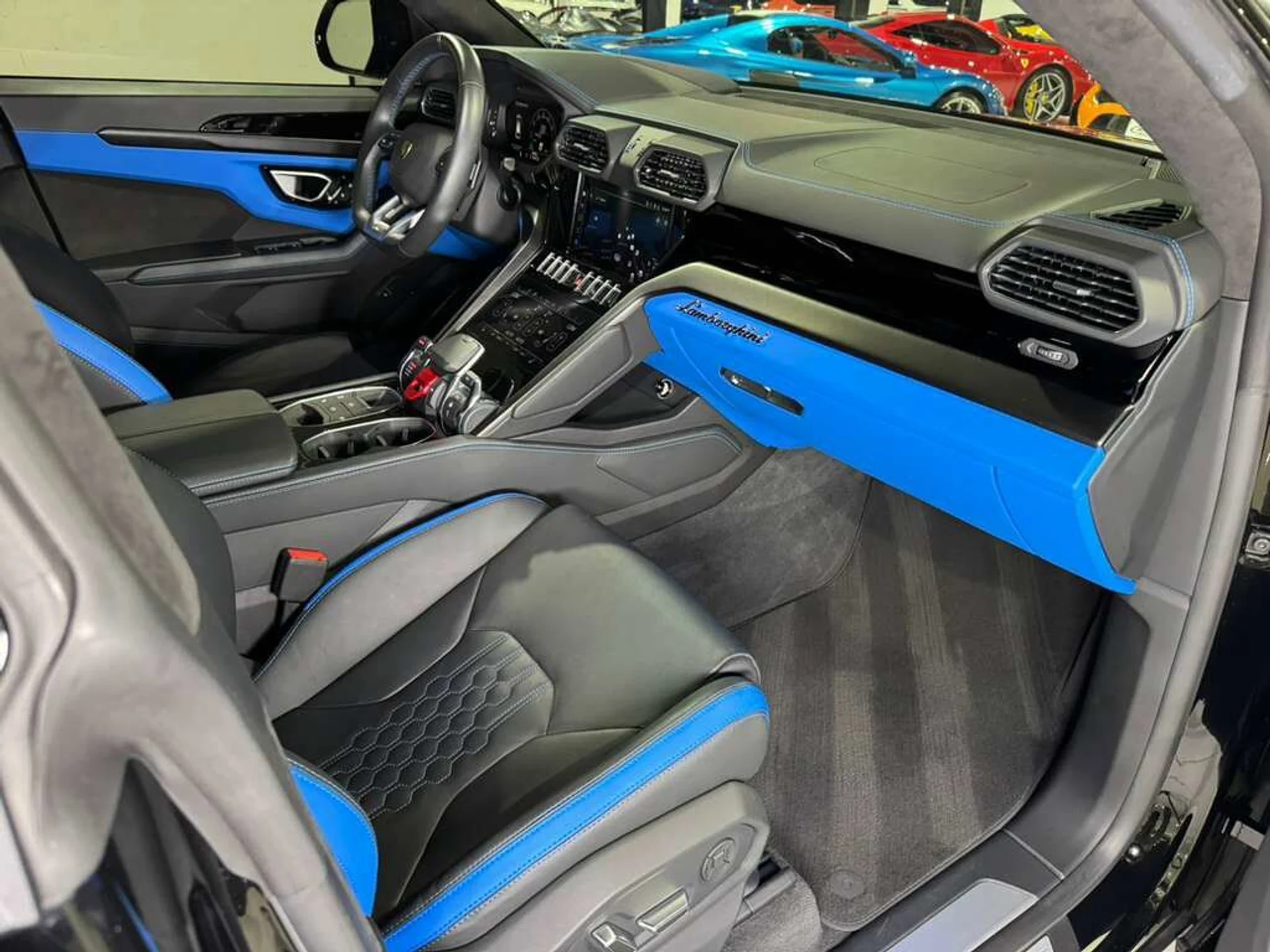 mph018_632984210_e69bcee1473147f787bcae60c4a7a6a9_ee00d3d885