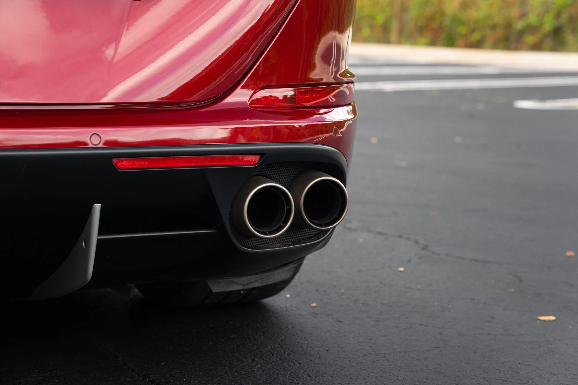 mph018_634005100_Used_2015_Ferrari_California_T_1773337239_b9f33f380d