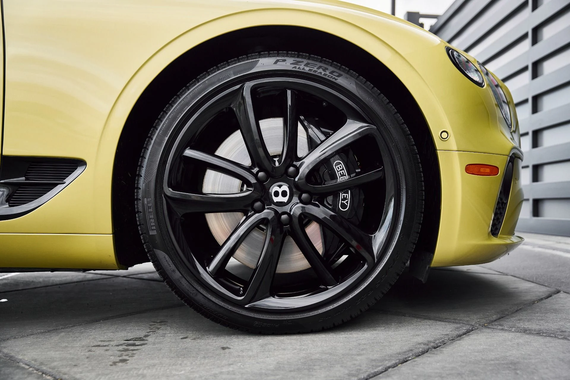 mph018_637426879_Used_2022_Bentley_Continental_GT_V8_1766800347_1bba632ba3