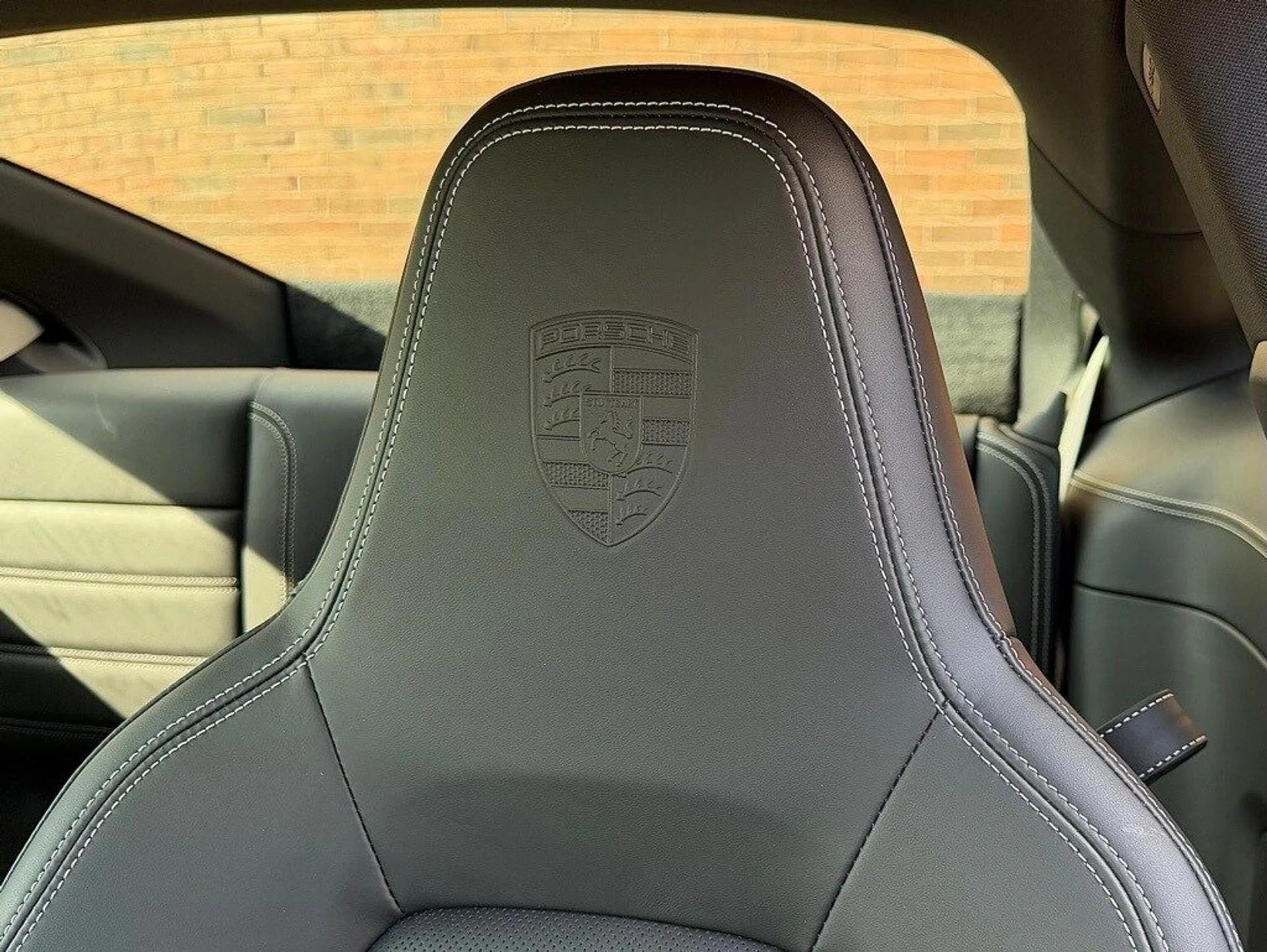 mph018_638227523_fc99648e16dfdf3cc7058de155d1b433x_e422e84a88