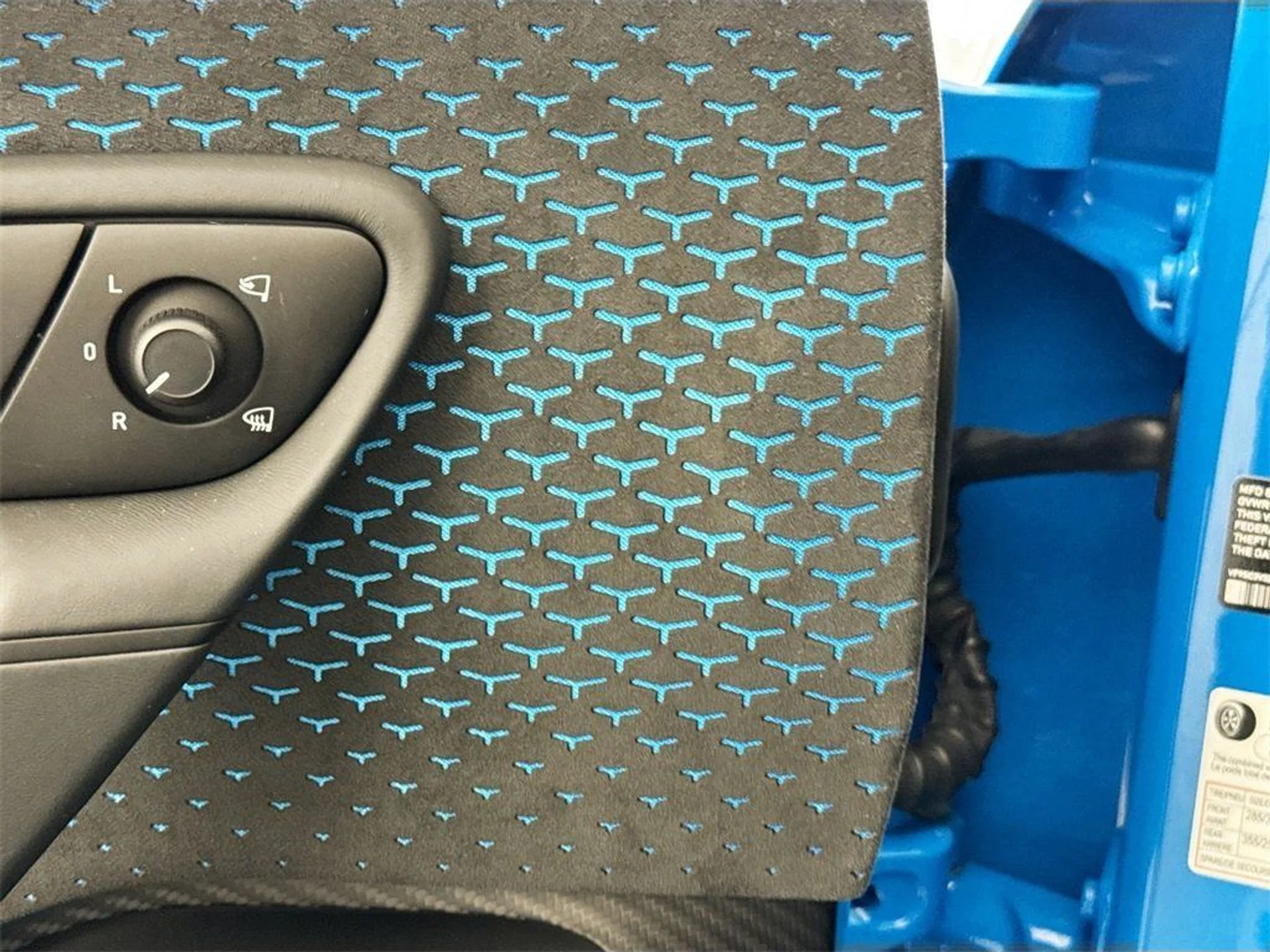 mph018_649167323_d6fc688f4a79cbdae694d8e8fbf82b18_c1b4ec6969