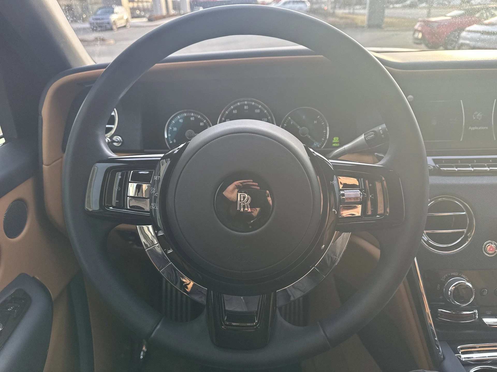 mph018_64949066_5e3144e735a183a0ef9c9bf34dca1d8fx_6b7e0e6046