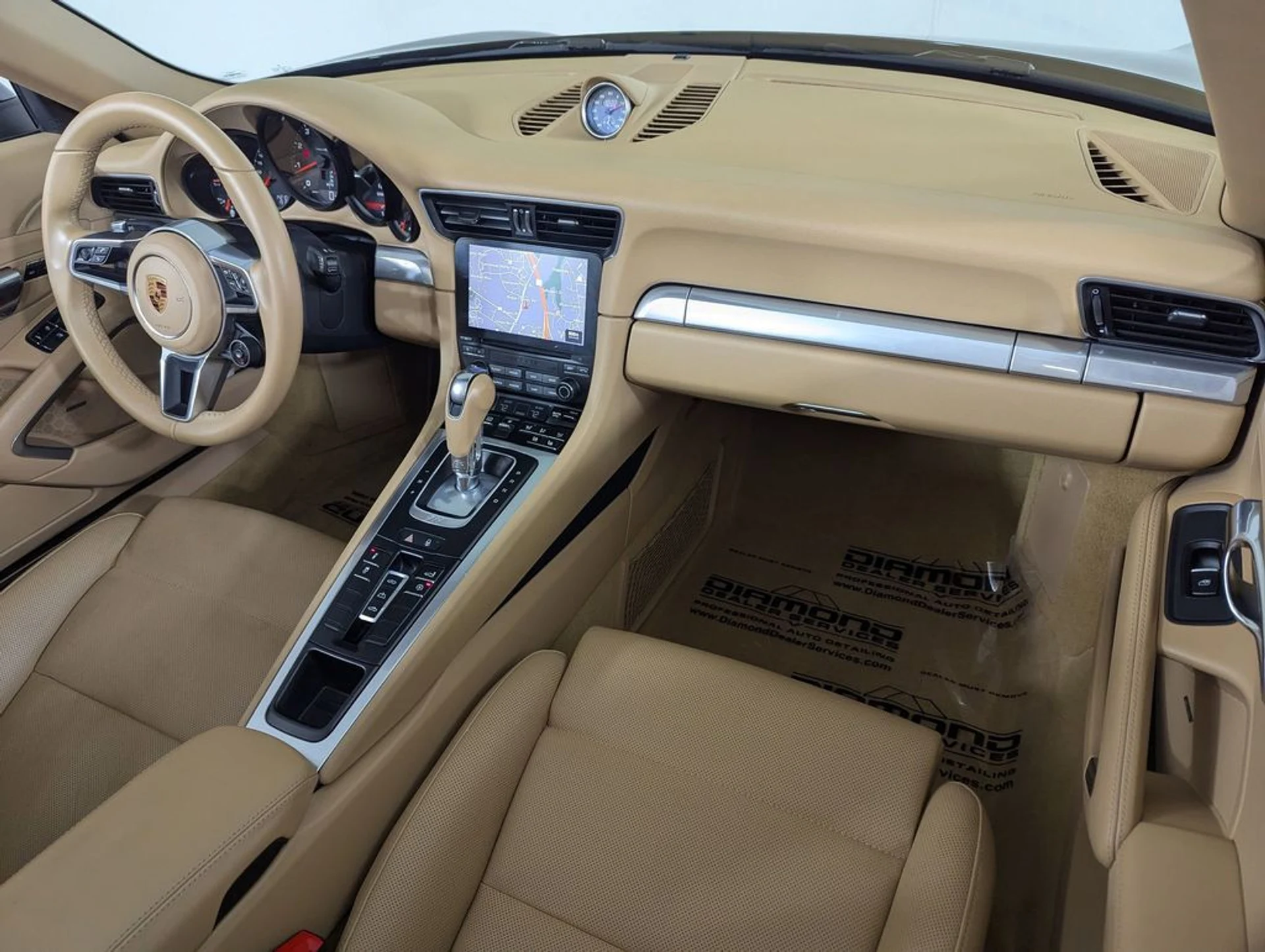 mph018_65353107_8ff57b984a755814bf450a86b2ba4f79x_f8e84858d0