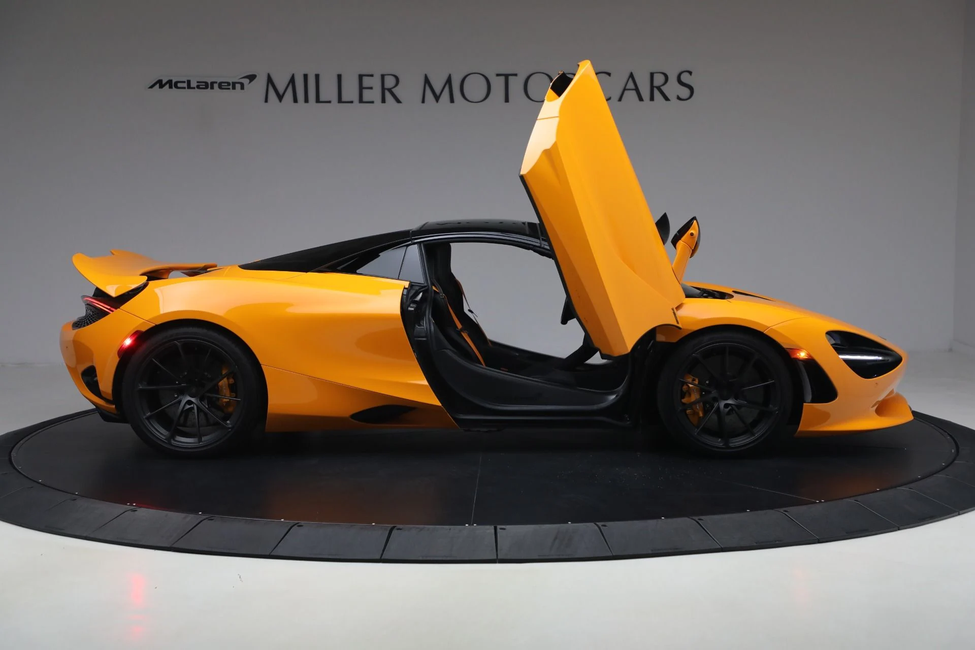 mph018_654309474_Used_2025_Mc_Laren_750_S_Spider_Performance_c3a5ba9b1e