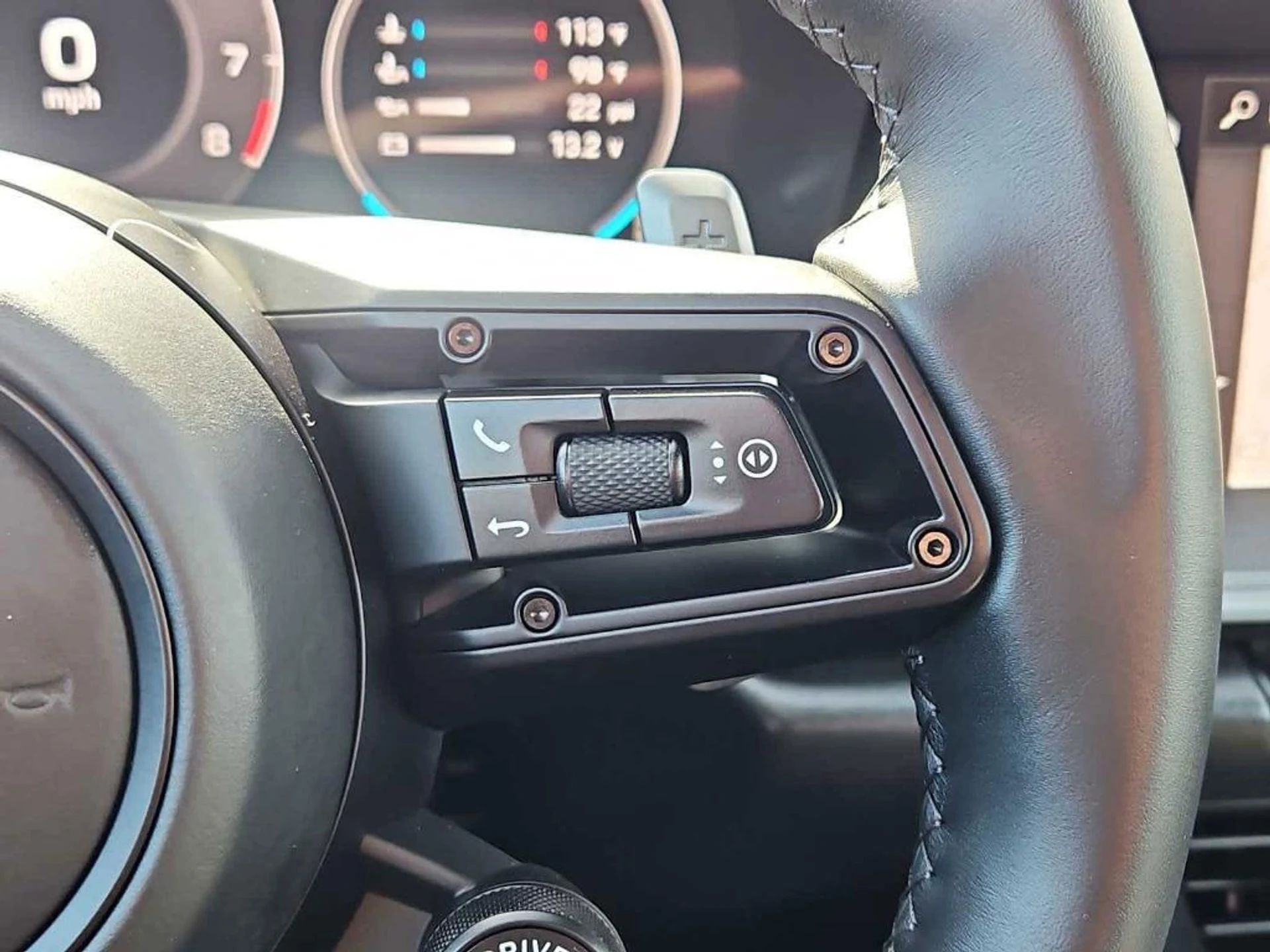 mph018_667923034_NGF_Lnop_Dulb_KDP_AT_Hga_O_Cvm_S_Yc_87e77f31c4