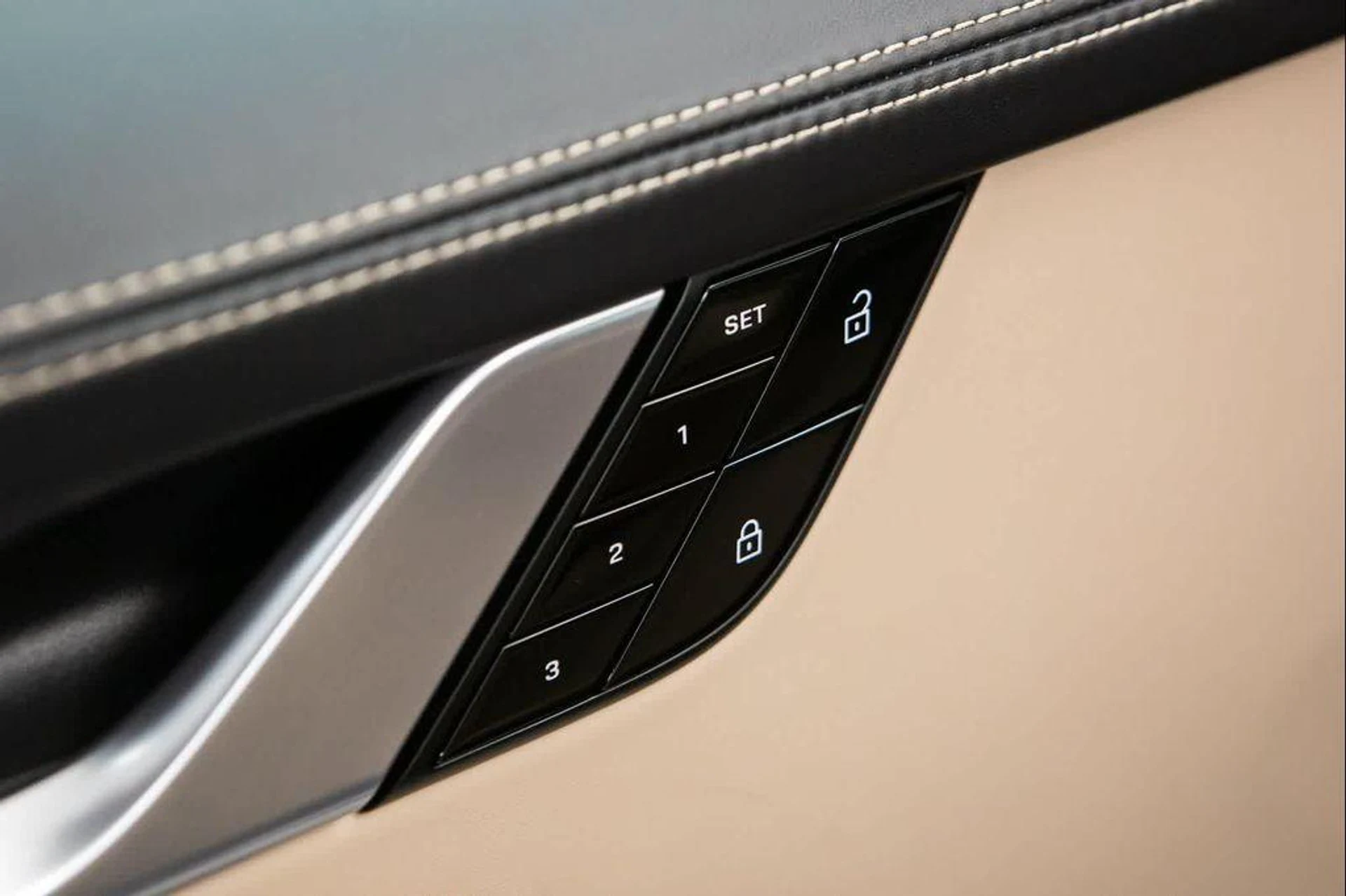 mph018_668825335_Ey_RQGPORBZ_s_BU_1_V_Phufvd9bx4_M_2366c288bb