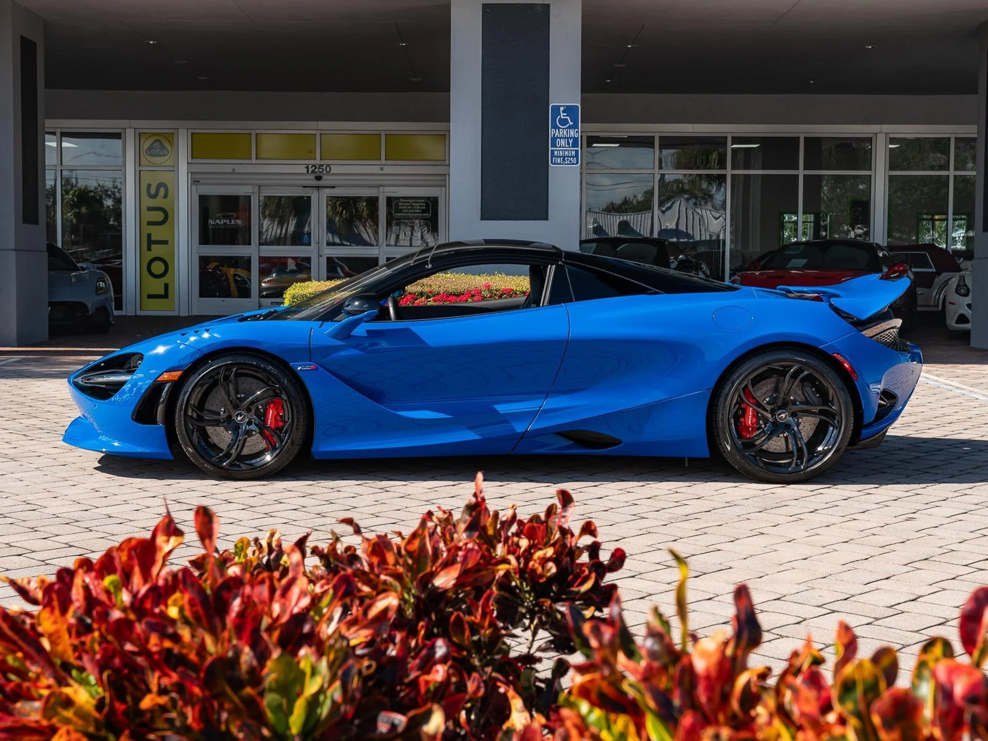 mph018_669737864_Used_2024_Mc_Laren_750_S_Spider_1774886708_035d0174db