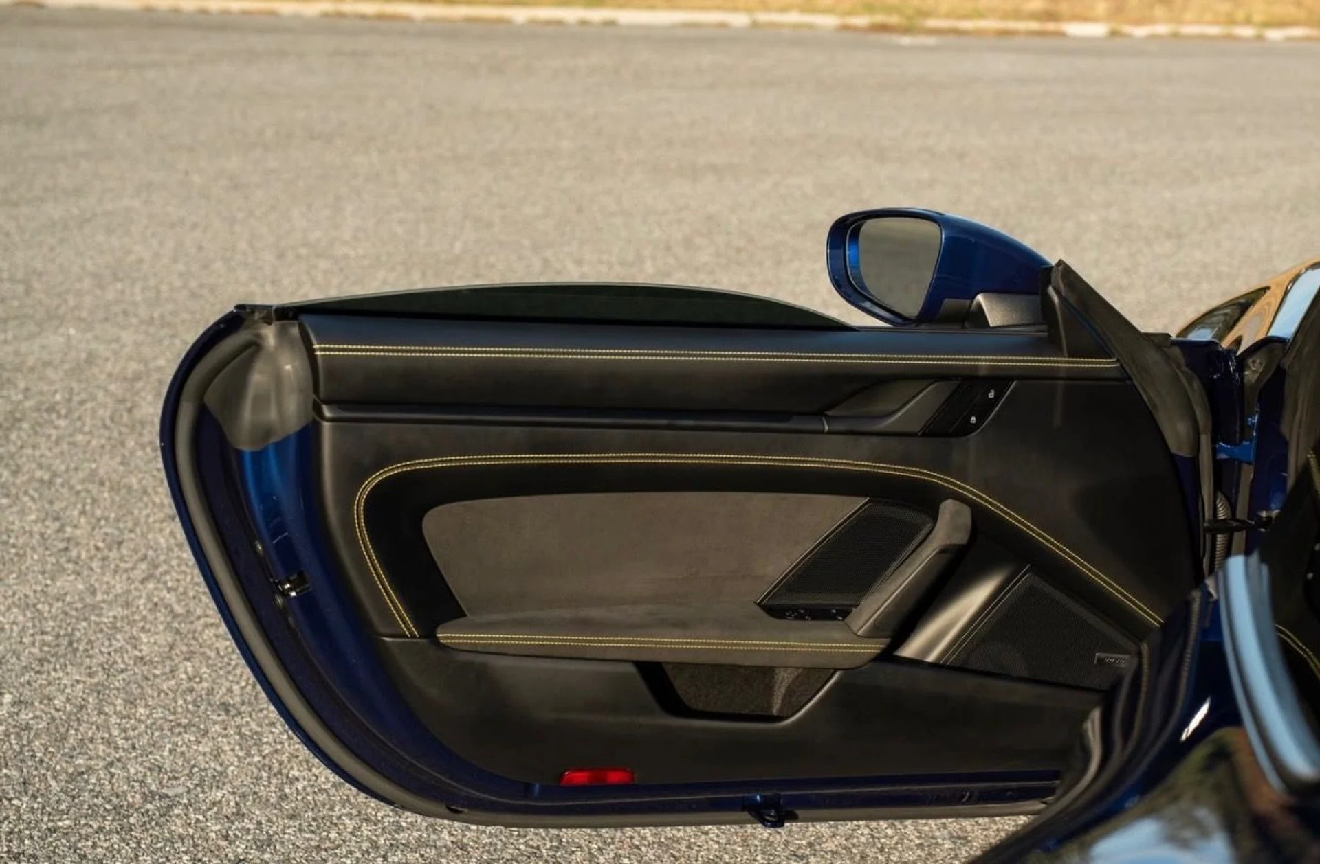 mph018_67287128_Used_2024_Porsche_911_GT_3_1774535212_8e476763bd