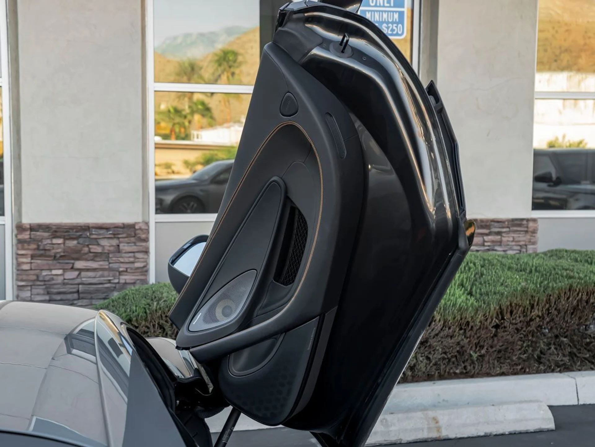 mph018_676766181_19_1aee53abf8