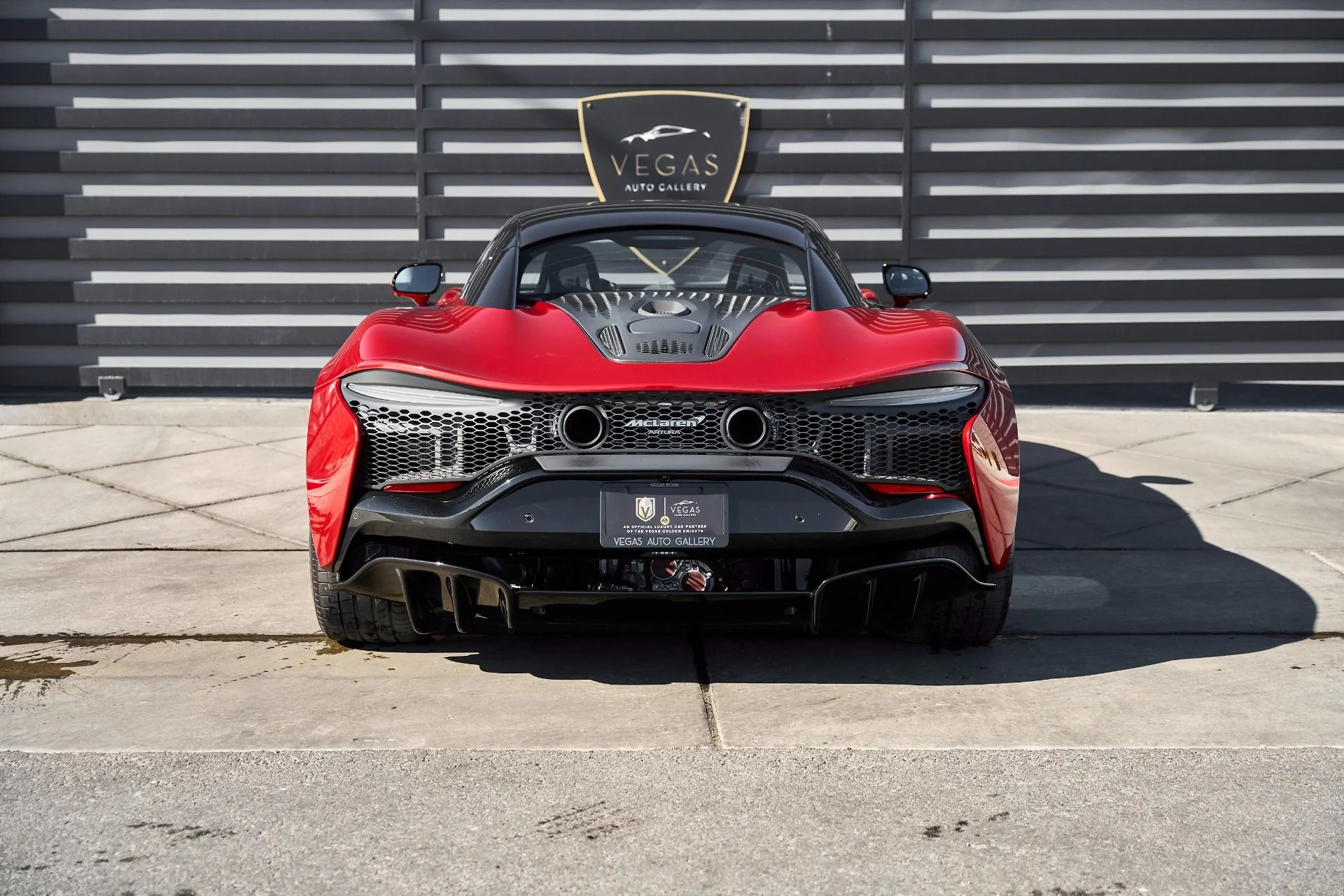 mph018_68077034_Used_2023_Mc_Laren_Artura_1770256422_e99d89cad6