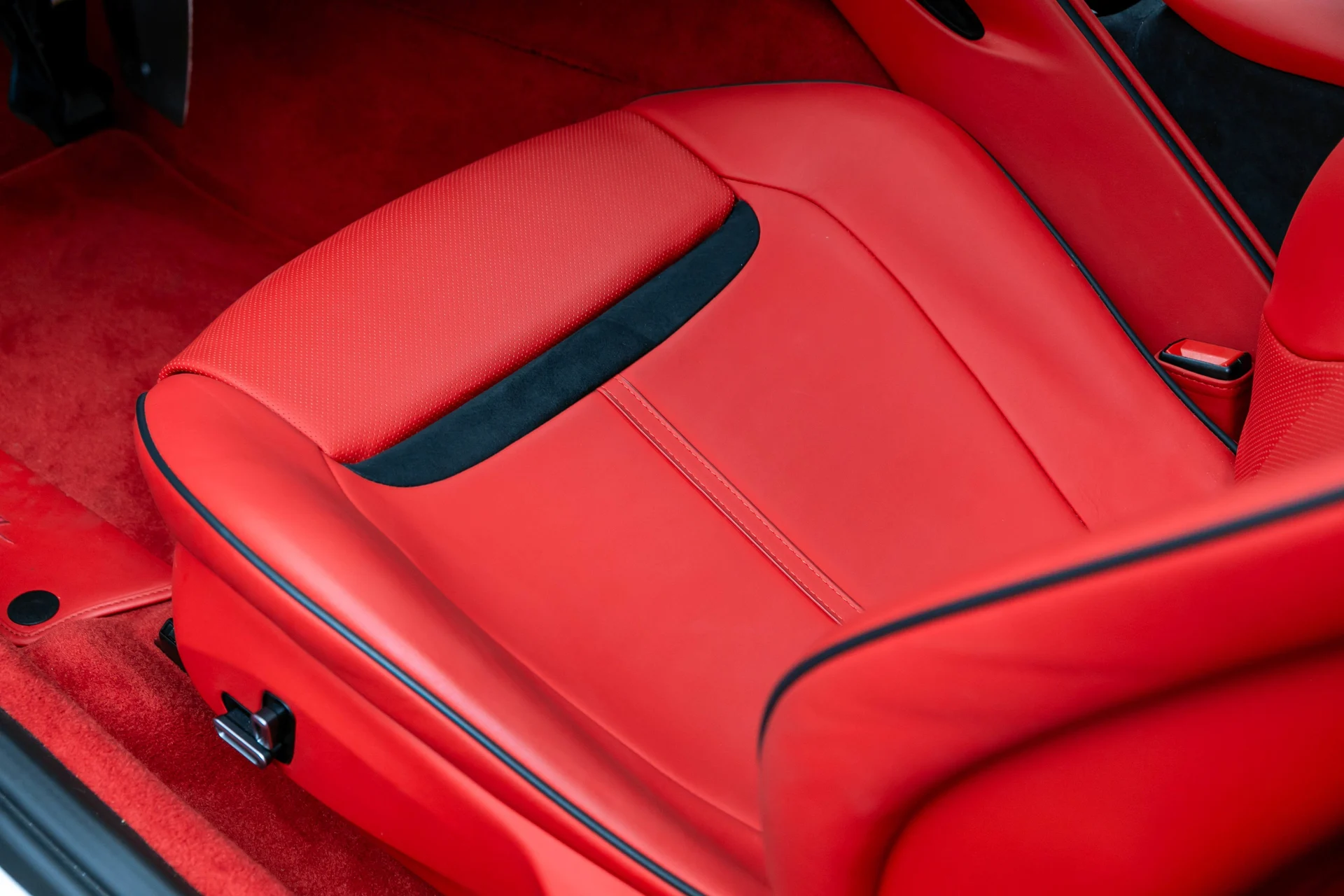 mph018_680861731_9509e7d8c4d2483a8f59a06f8a42a950_67b98fd325