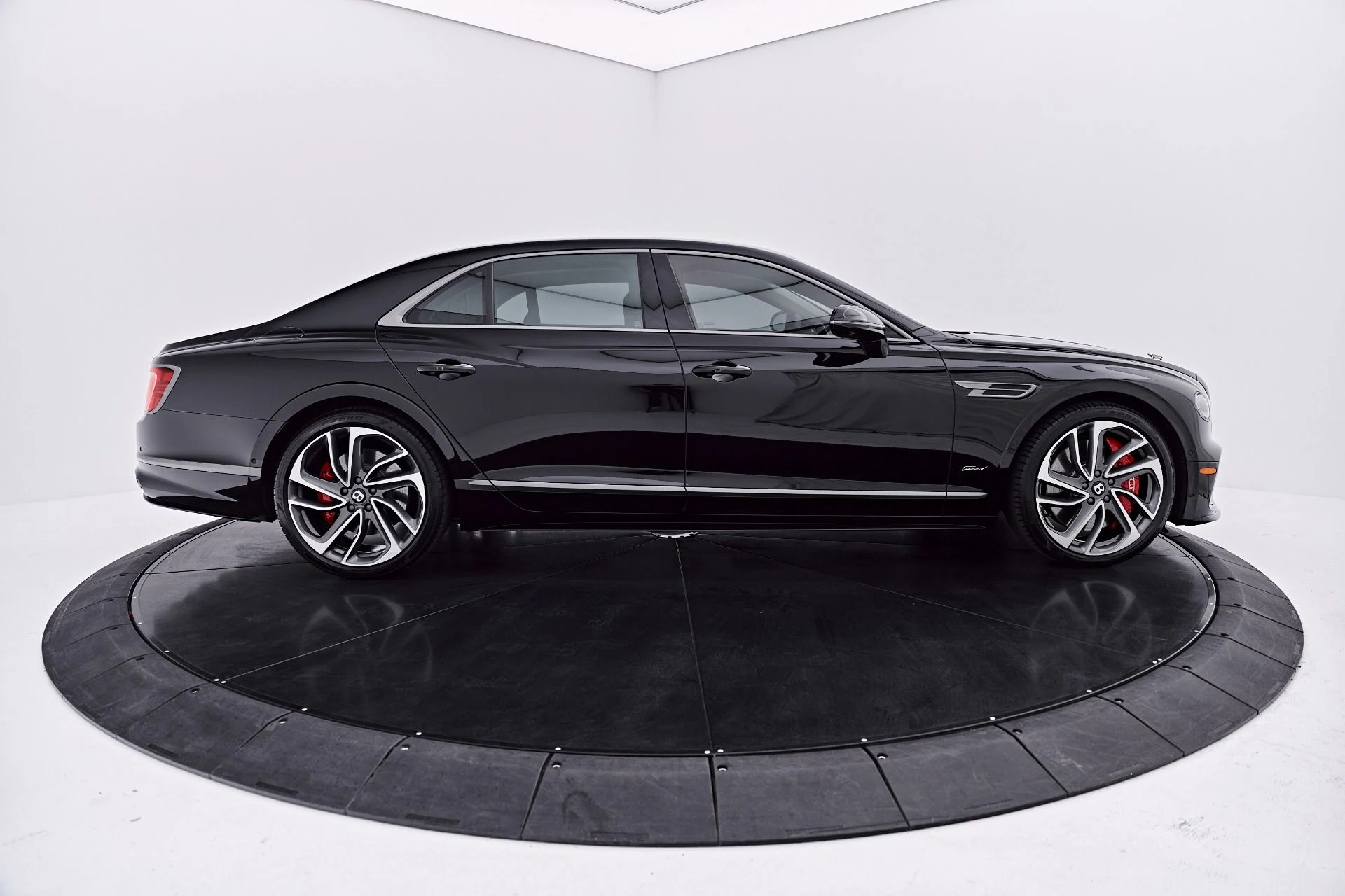 mph018_687916771_Used_2025_Bentley_Flying_Spur_Speed_1786412182_90799daaf5