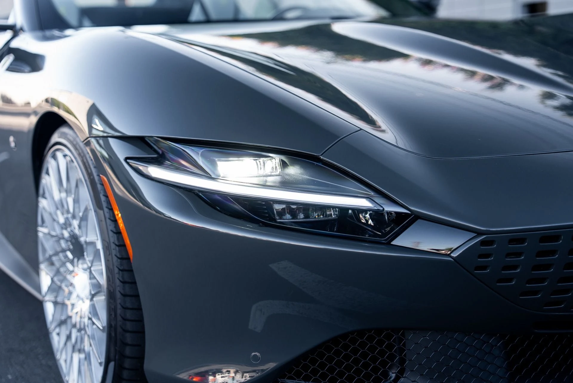 mph018_698928388_Used_2024_Ferrari_Roma_Spider_1764029077_154dfd0cb9