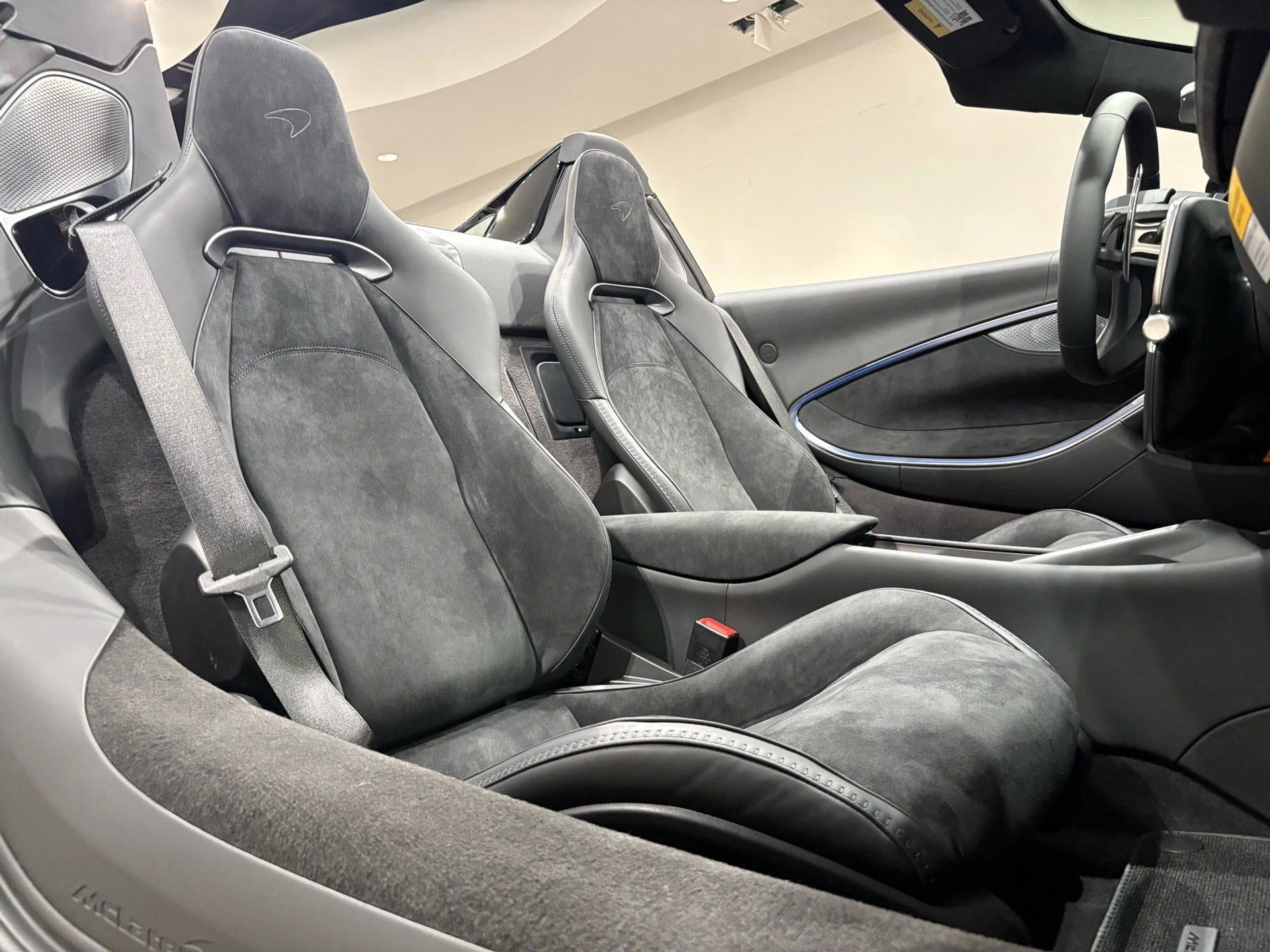 mph018_702380072_fd434f1a30bd1218c22b1d654e04211c_ca5bd2006f