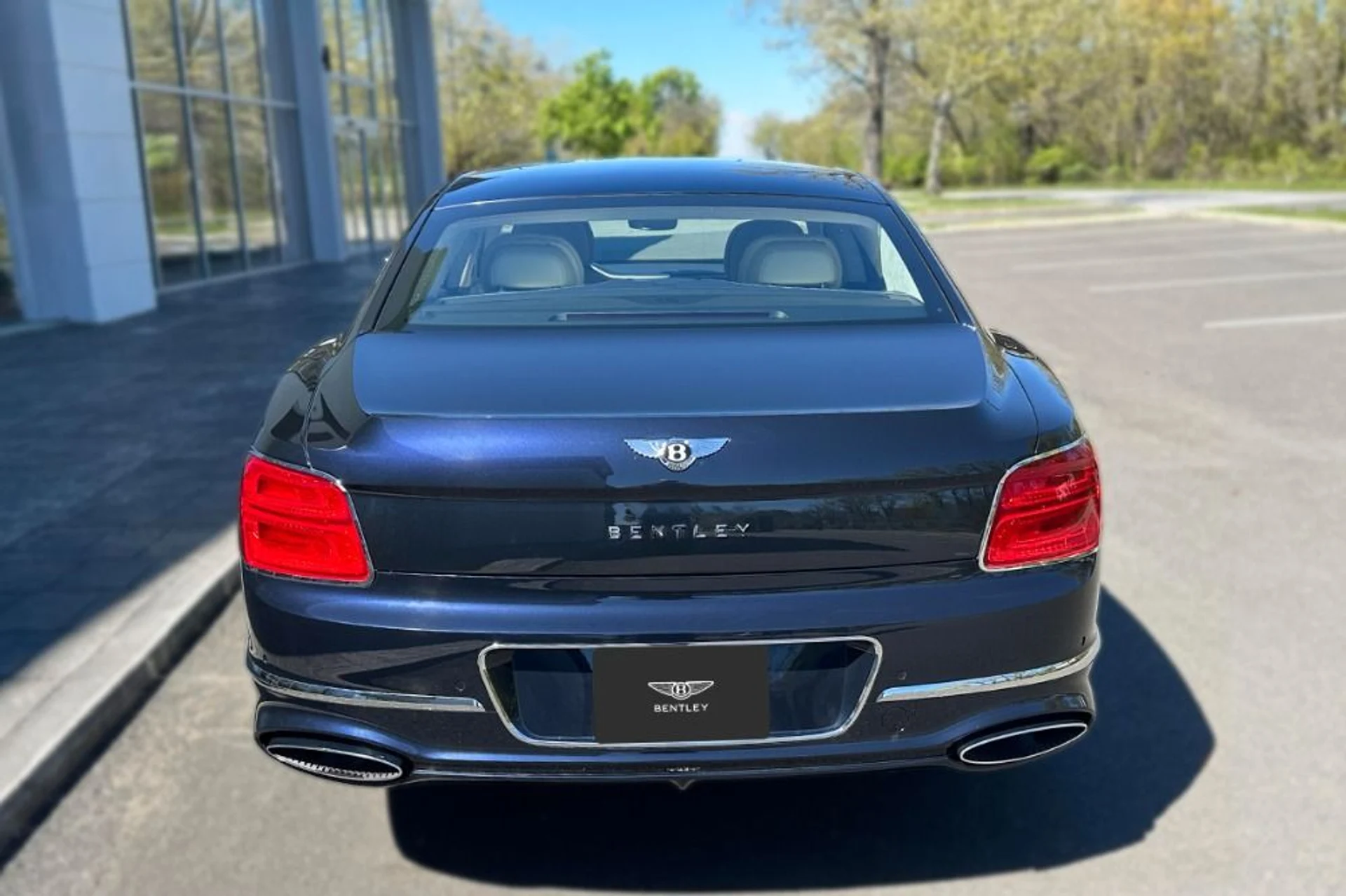 mph018_702427613_New_2026_Bentley_Flying_Spur_1777901590_78f5c5d7d5