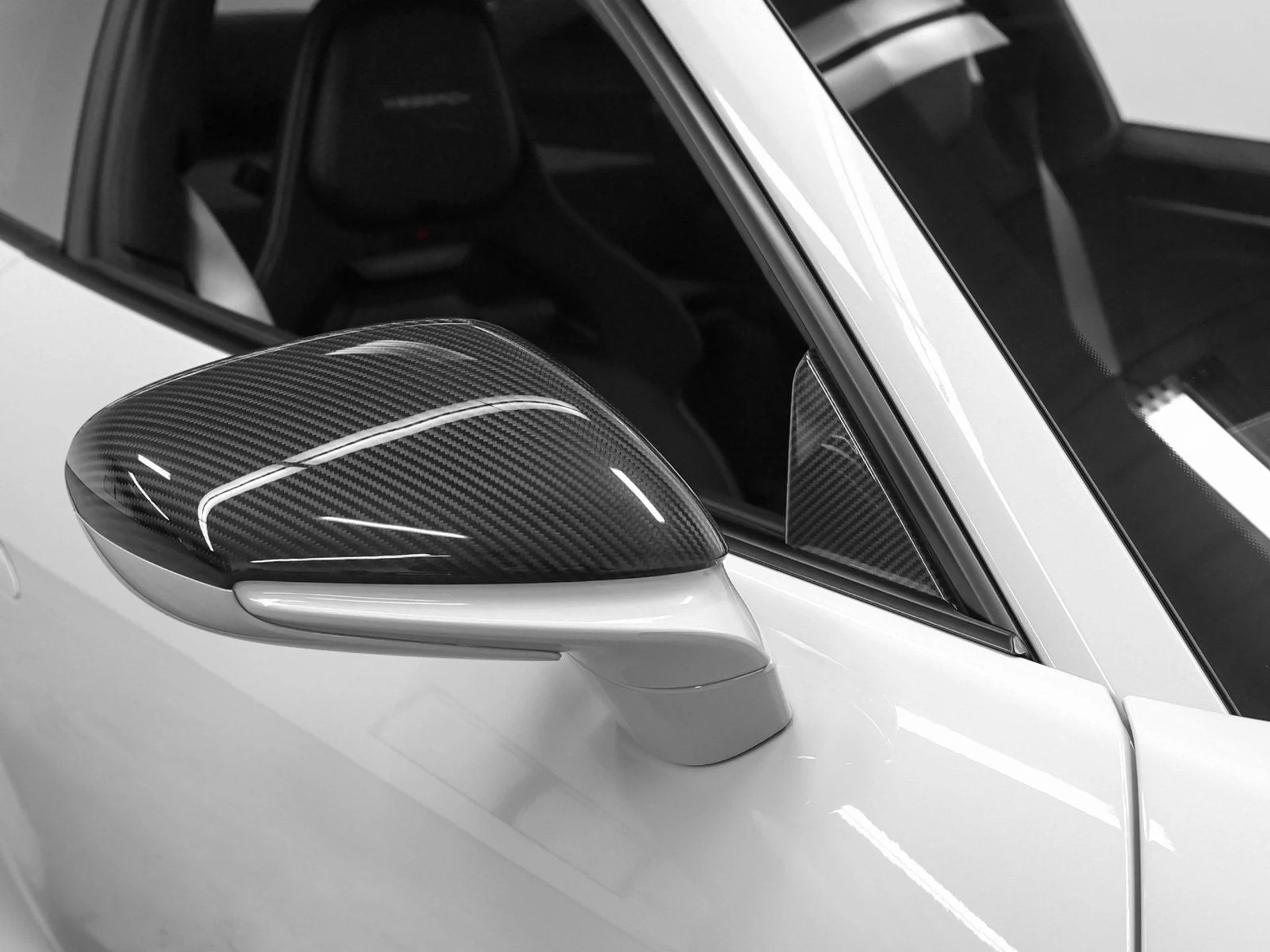 mph018_705610771_19_80691bc835