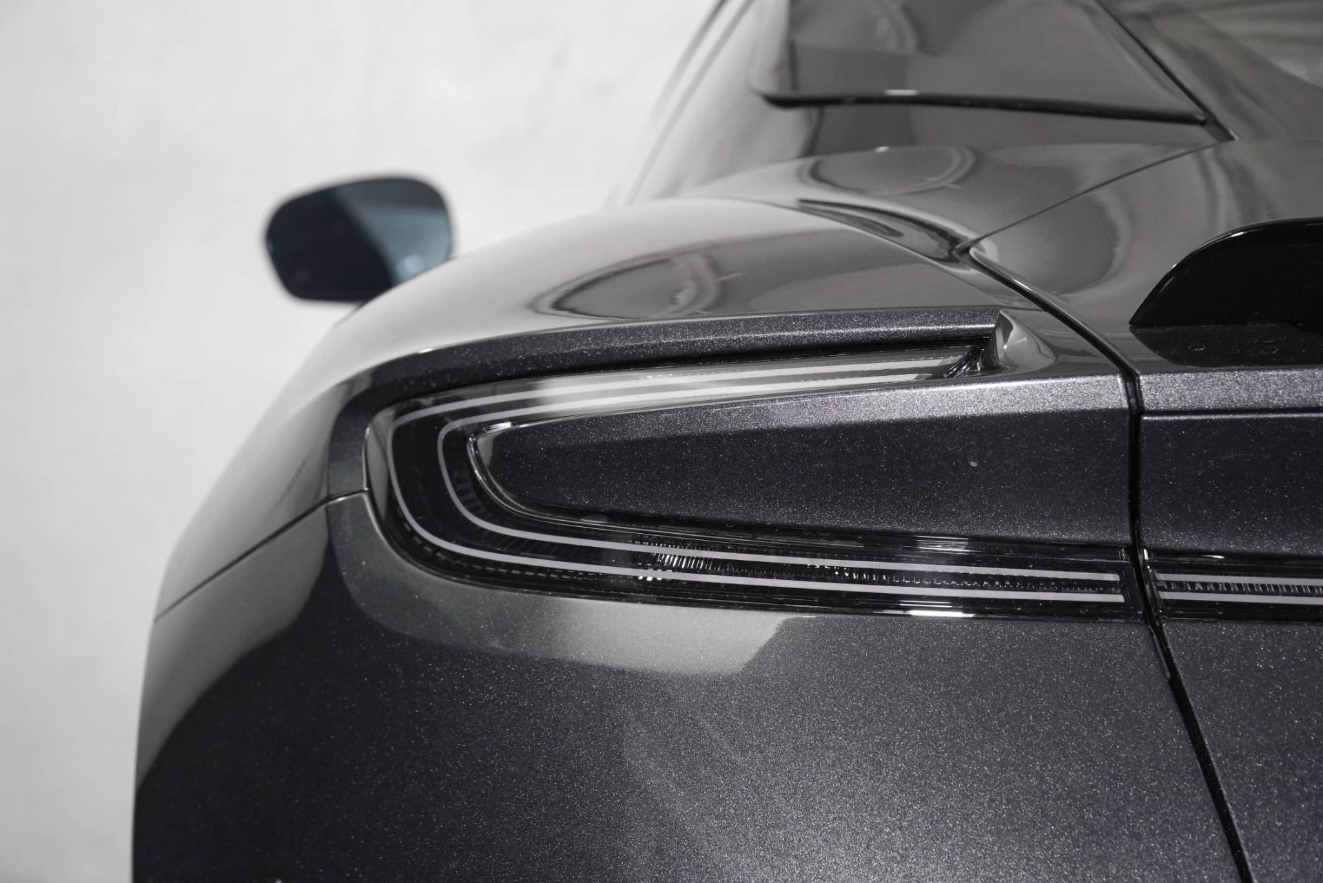 mph018_707167444_New_2026_Aston_Martin_DB_12_1789055104_ecf79df906
