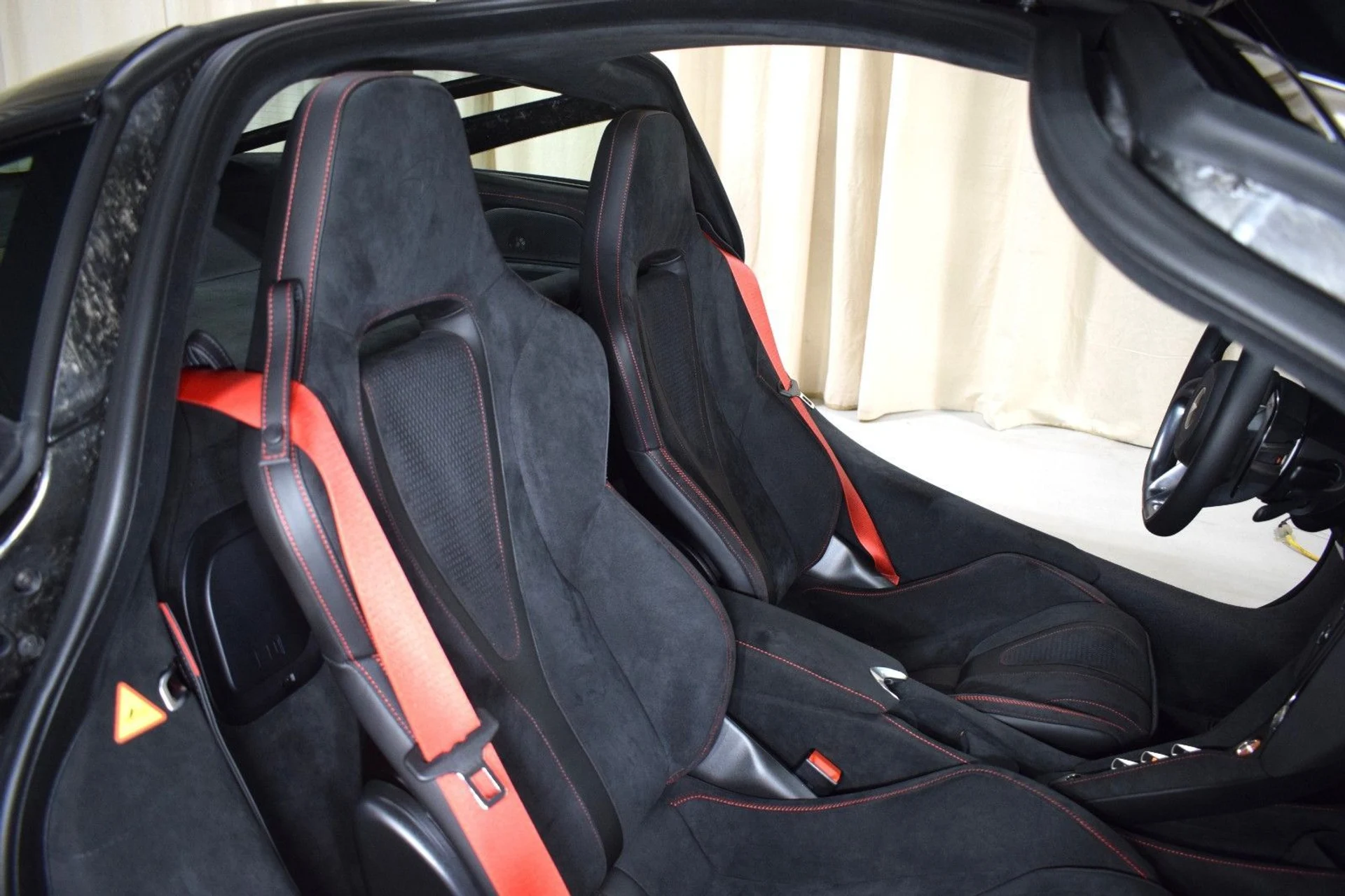 mph018_70841345_d2bba9b22de0982444453e2f6deeb5a3x_f13295b620