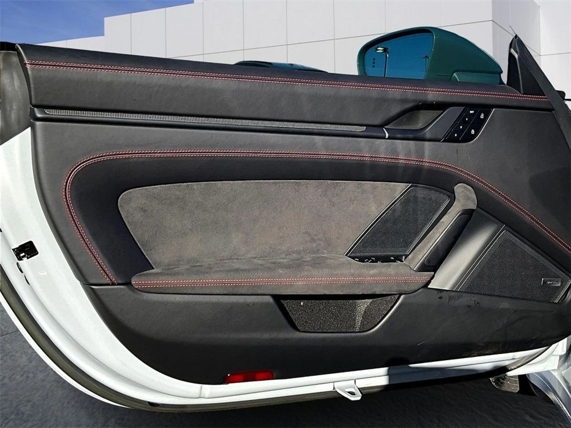 mph018_711274438_6a1bee0c21396a7e51a8c32c2a741dfc_5684440f25