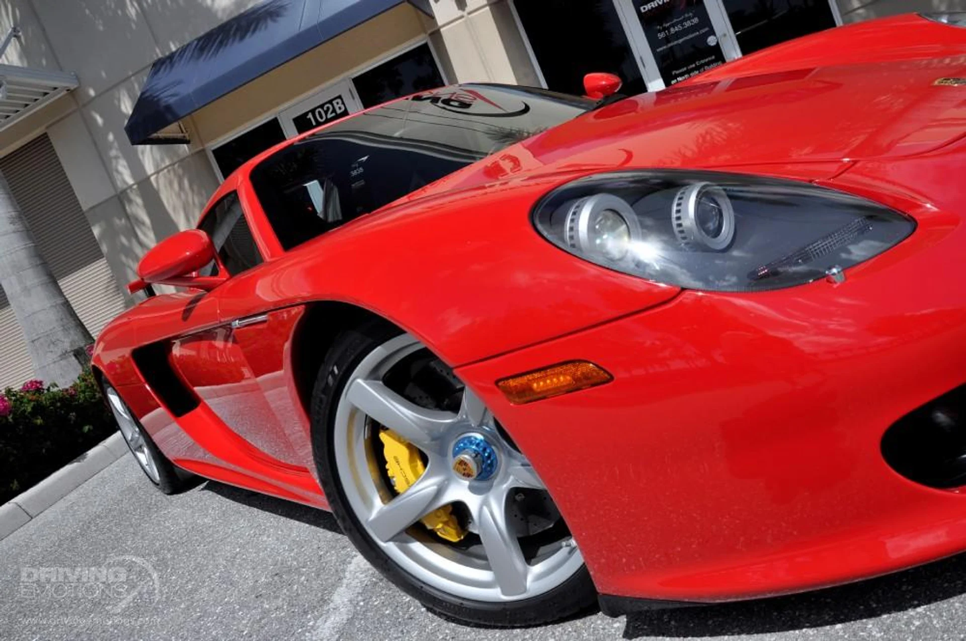 mph018_72911913_186_p19_l_e0d8038674