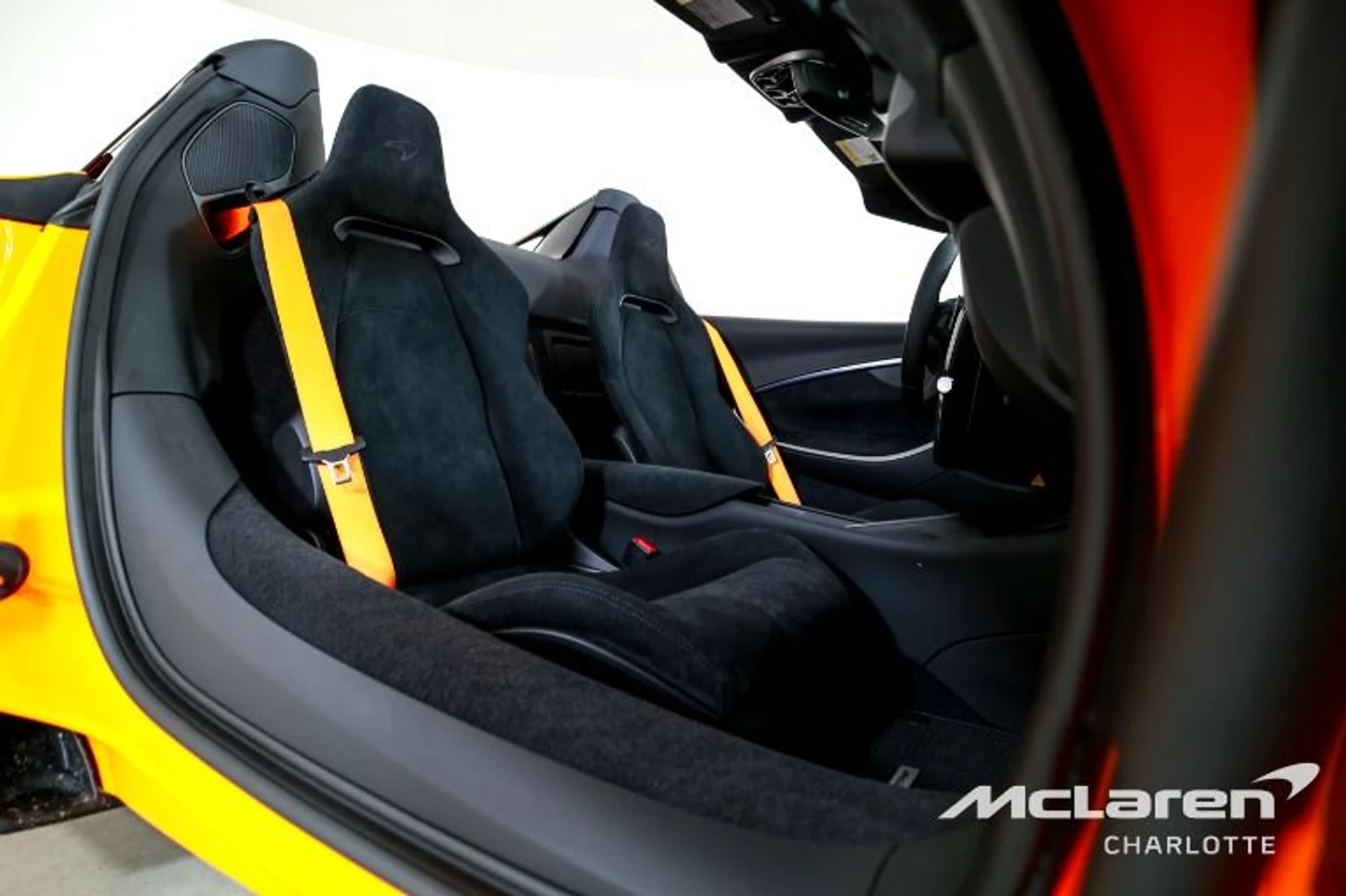 mph018_731199799_New_2026_Mc_Laren_Artura_Spider_86795ce47b