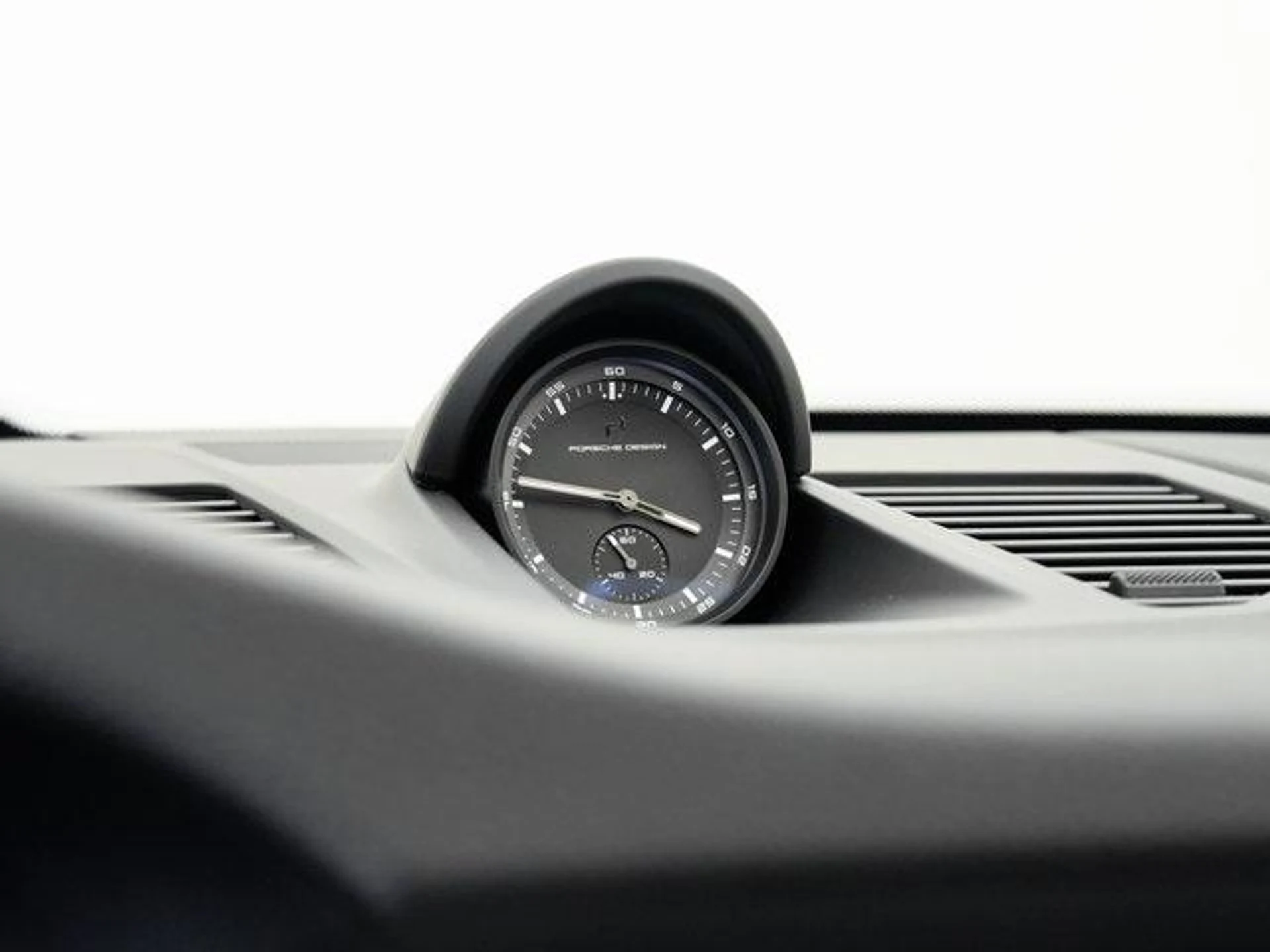 mph018_732225736_XI_Ngy_J8we8_LH_Fu_Zeqlknu_W_Id_Xsk_f2c488e36a