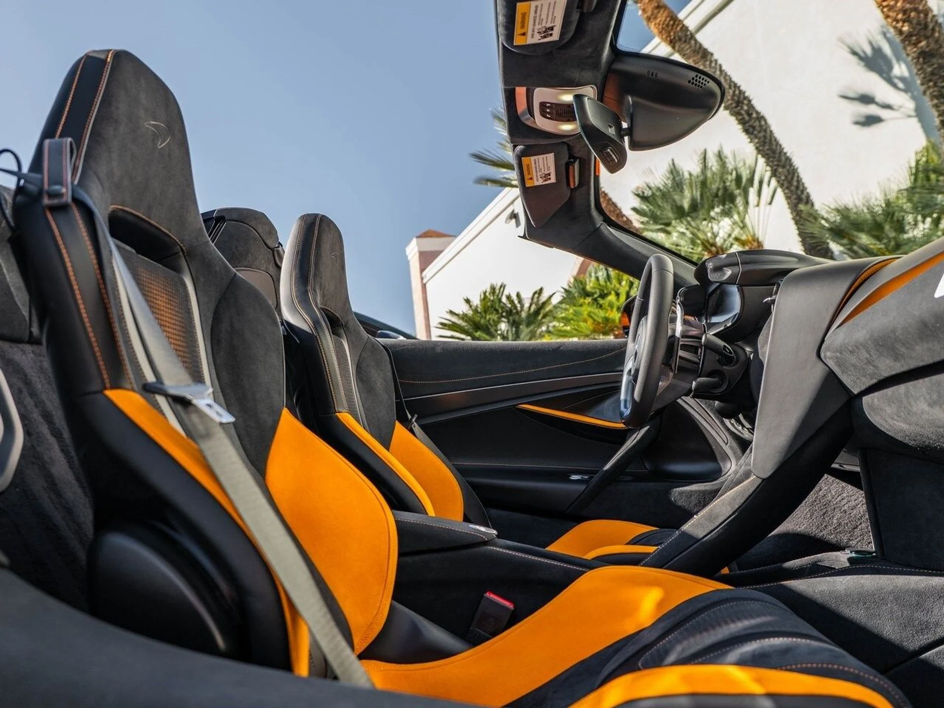 mph018_735612536_20eb87366087ad1e0243088eec27500bx_cae3774f8b