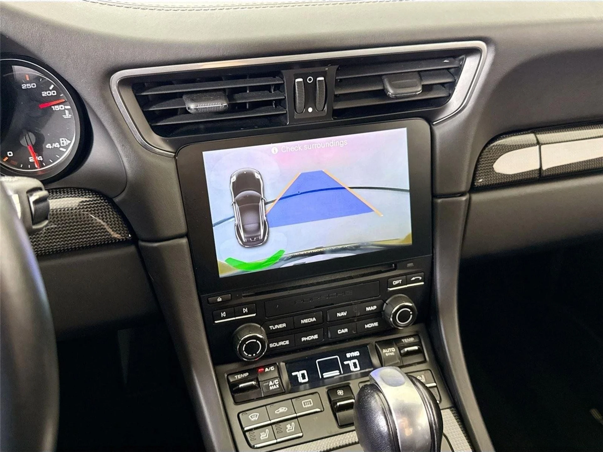 mph018_737465248_c4800ebcaec7f5639f7db42a40d18b5f_6c283c616f