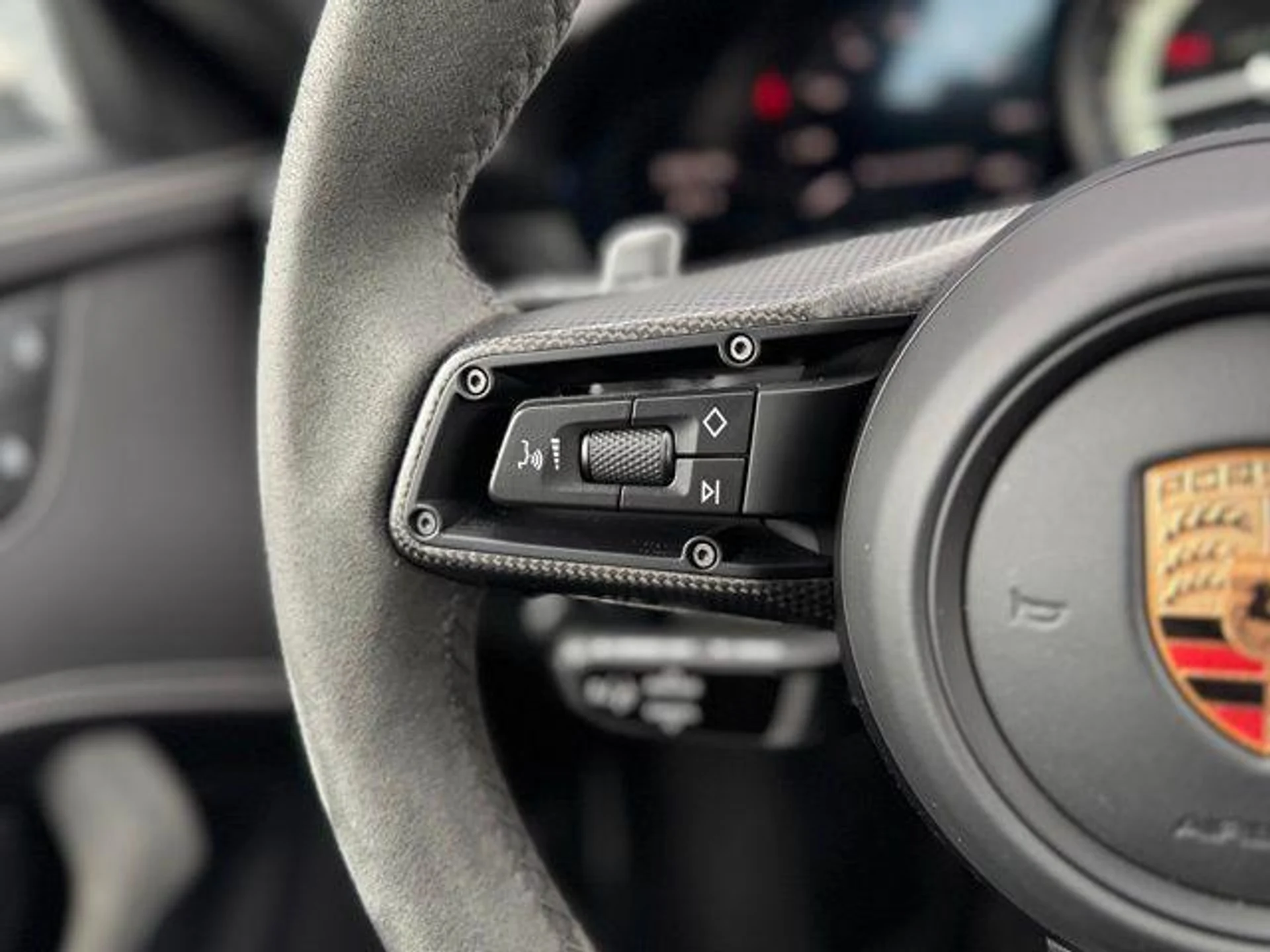 mph018_743755234_d_Diz_If_N8i96_Ge_Awt_Tr_C_xt_Qh_BRI_ad400294e8