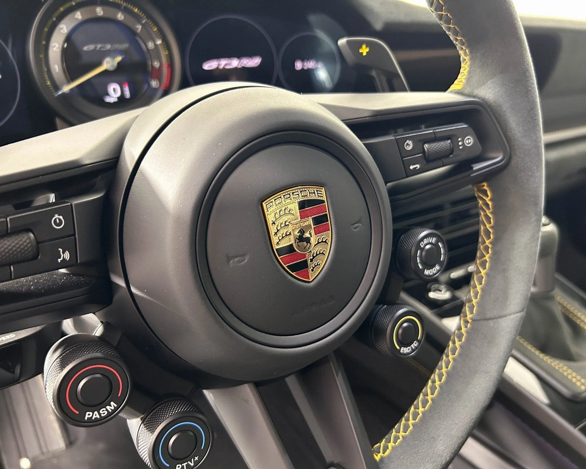 mph018_744287400_dd2d9a03642e4d53a68a1815bcd12a25_ba42a1fd74