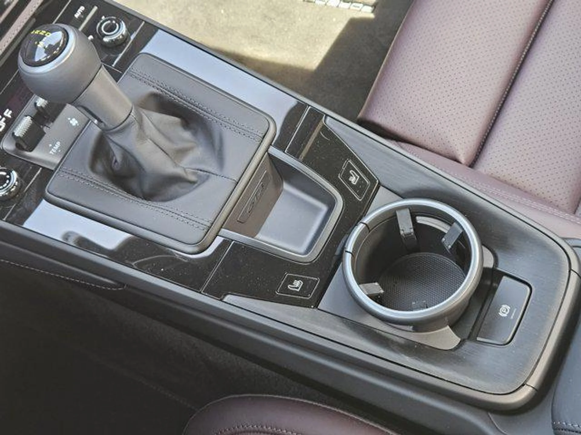 mph018_745620592_Lq_V6dx4utdzi_J_Yy5jal_Ofwh_K394_08c0697807