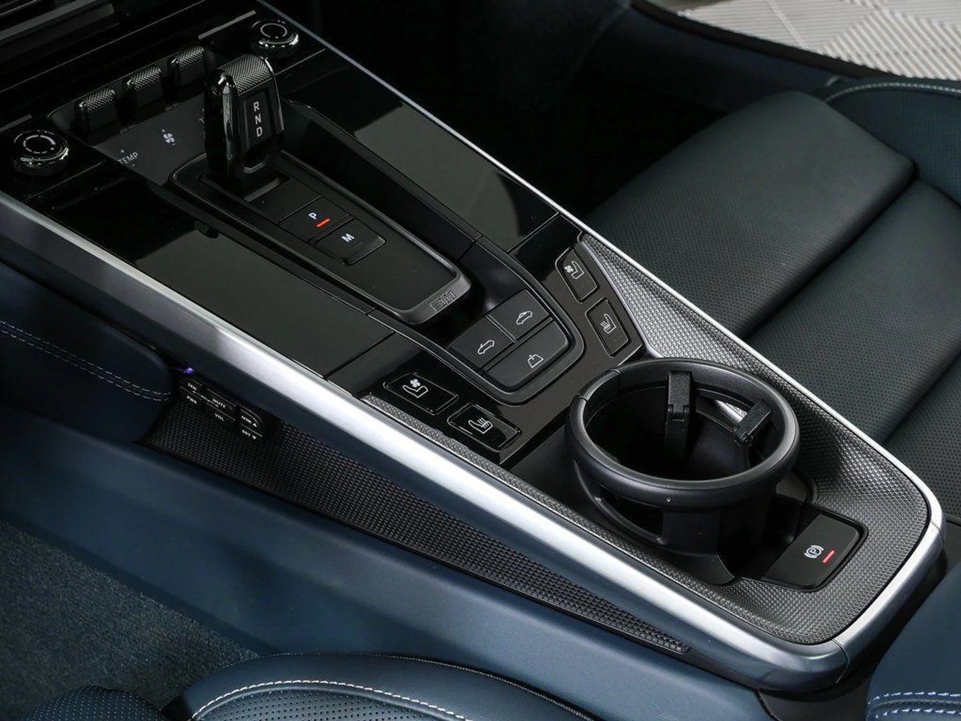 mph018_754059543_4_Q_Ygl_Z_Wy9_I_Ap45_TN_Nn_Xm86gtc_A_fbe44993e2