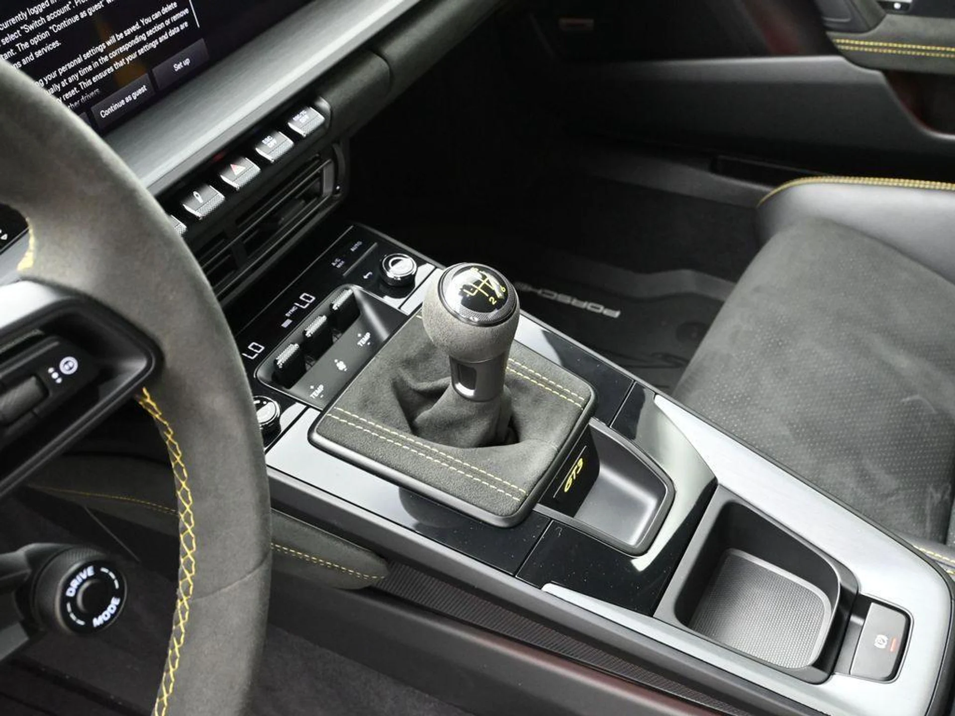 mph018_760813364_Py_SG_3_JD_dfo7_H8_Qdw1c_K_Lvd_Wn8_dde7af3a7f